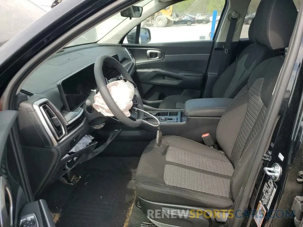 7 Photograph of a damaged car 5XYRG4JC6SG368019 KIA SORENTO 2025