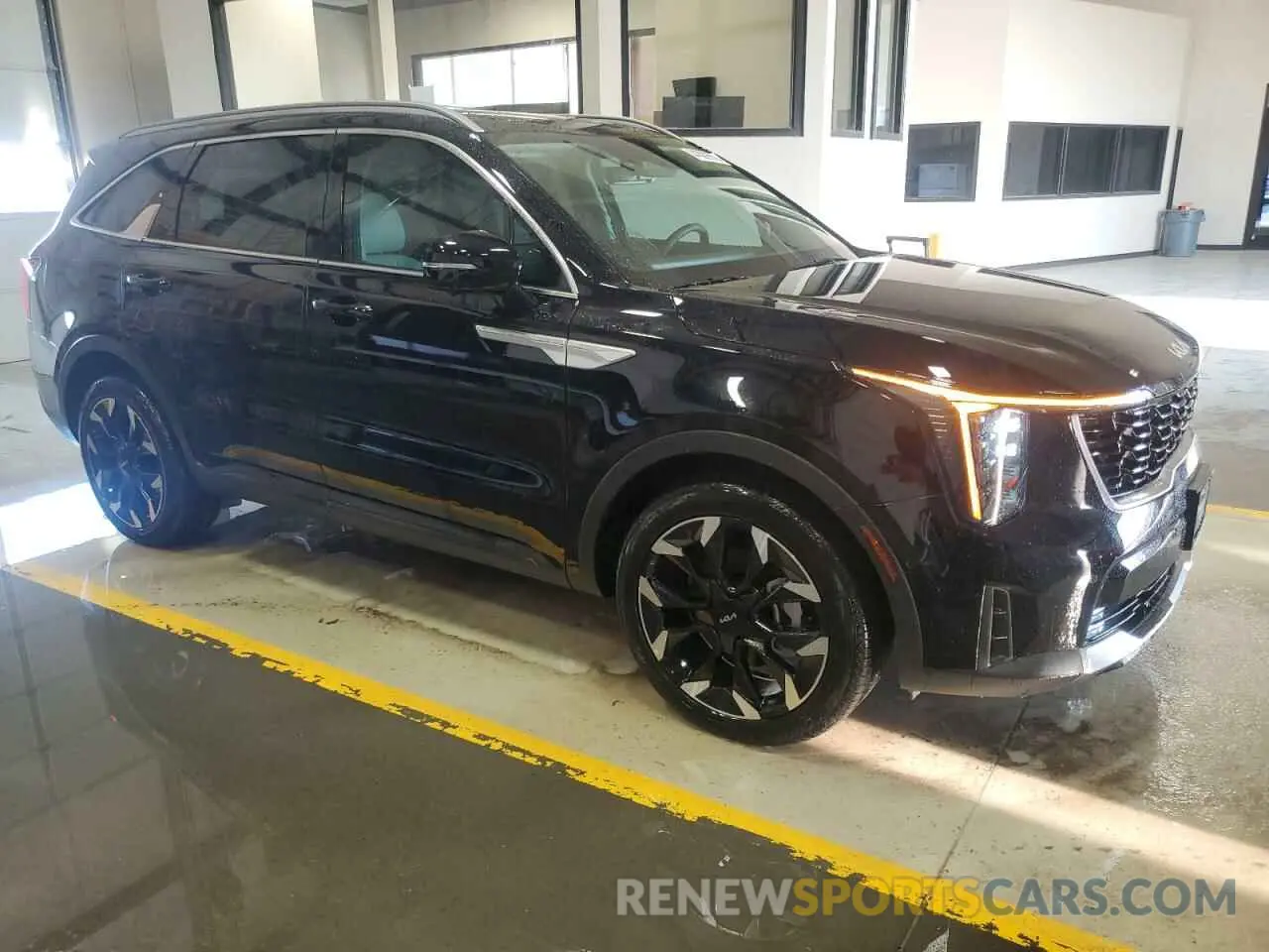 4 Фотография поврежденного автомобиля 5XYRK4JF8SG332292 KIA SORENTO 2025
