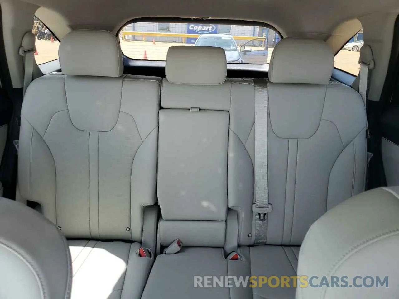 10 Фотография поврежденного автомобиля 5XYRL4JC2SG335367 KIA SORENTO 2025