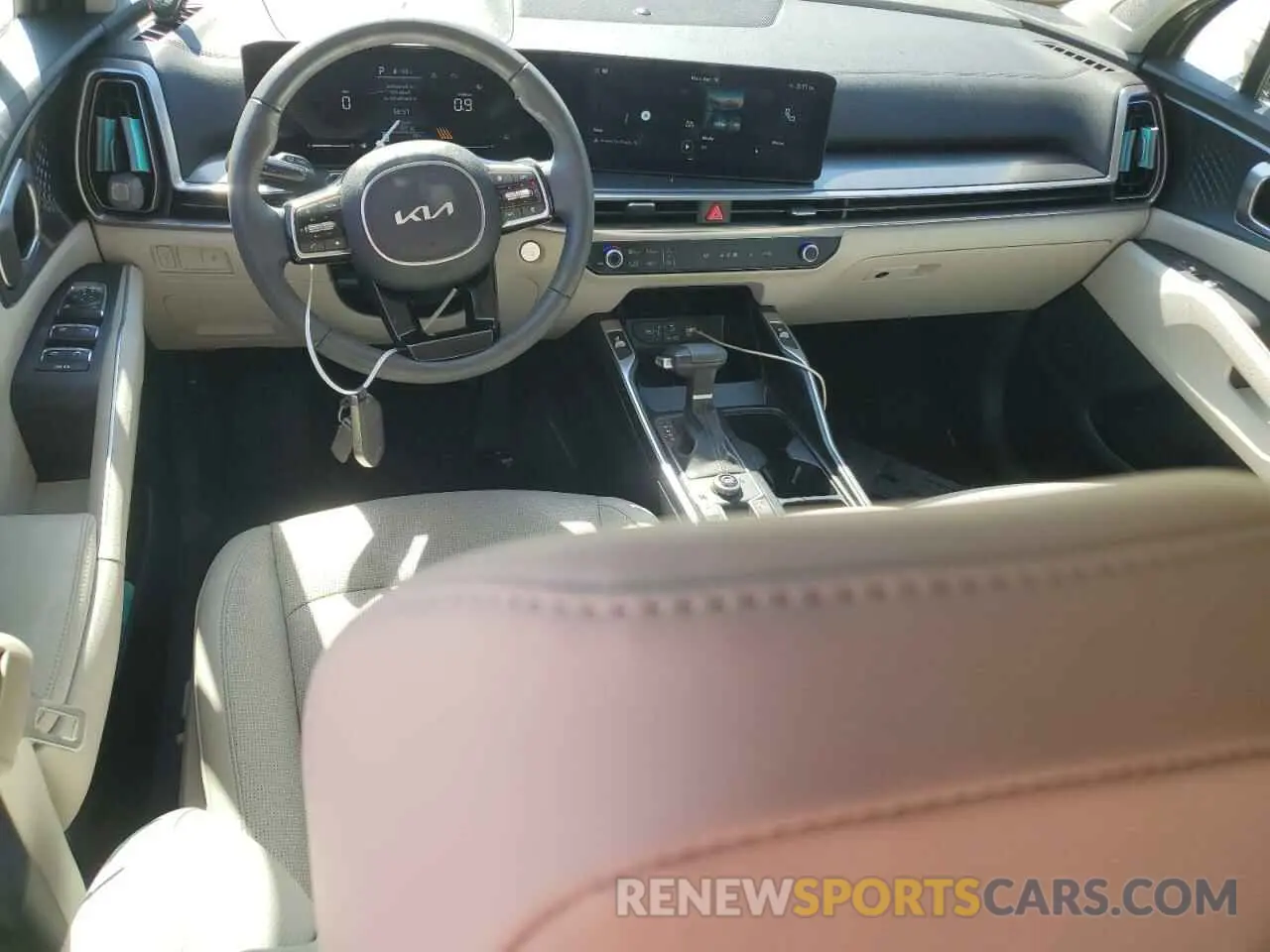 8 Фотография поврежденного автомобиля 5XYRL4JC3SG354414 KIA SORENTO 2025