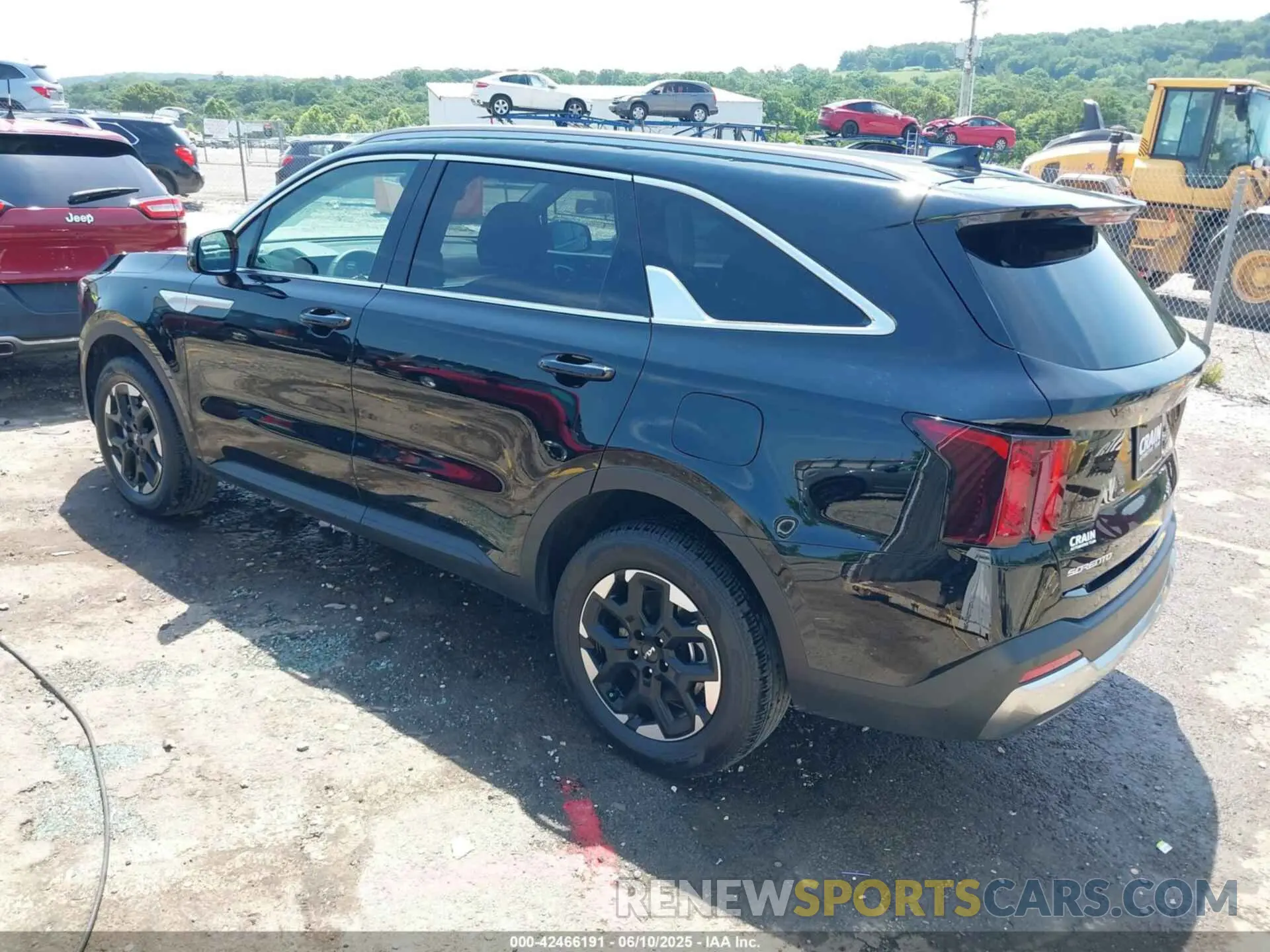 3 Photograph of a damaged car 5XYRLDJC2SG325616 KIA SORENTO 2025