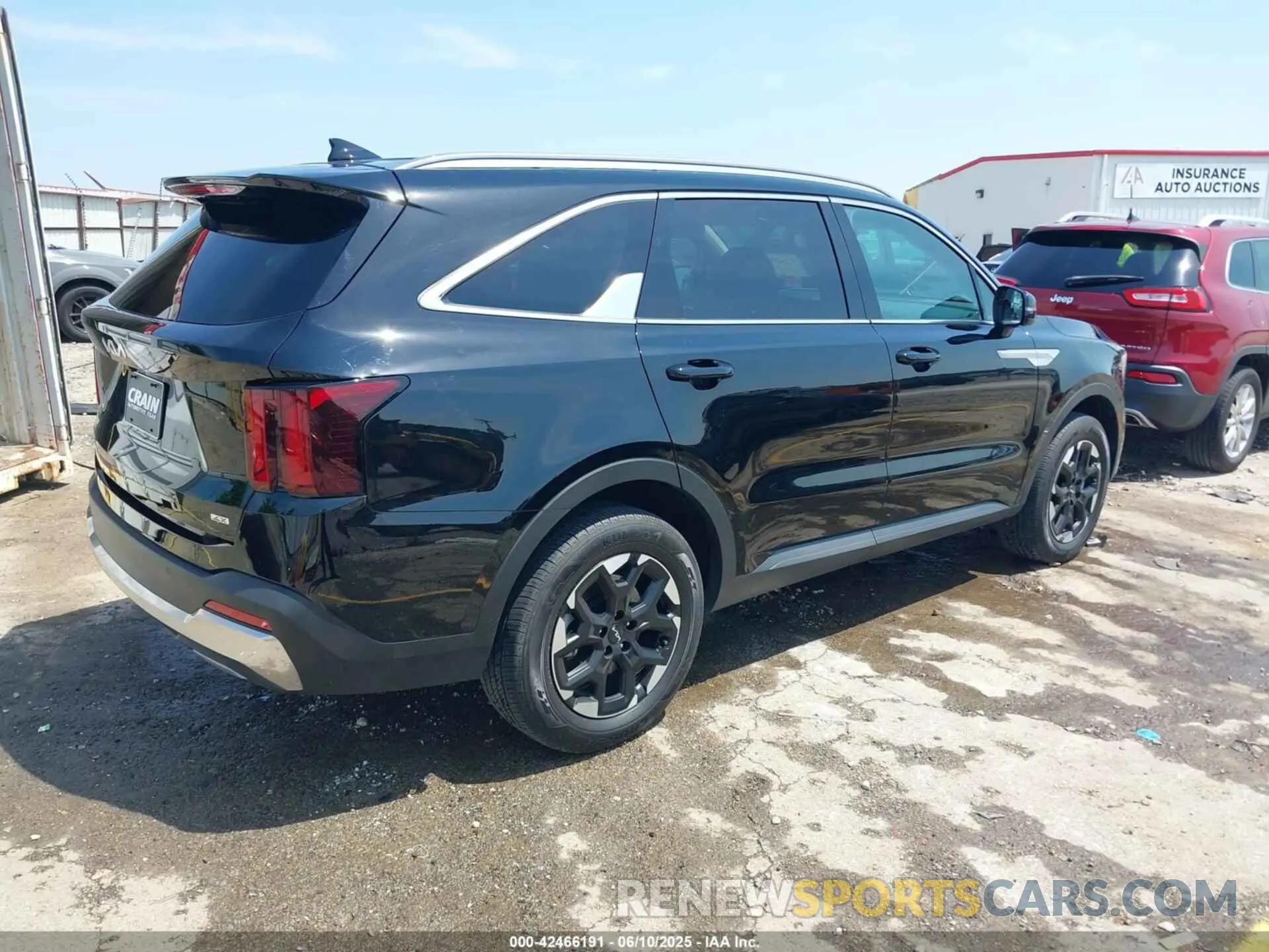 4 Photograph of a damaged car 5XYRLDJC2SG325616 KIA SORENTO 2025