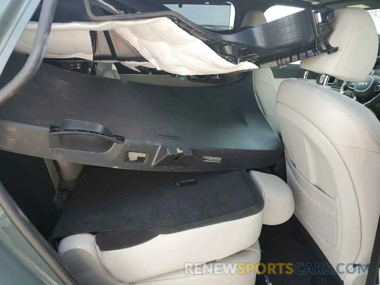 11 Фотография поврежденного автомобиля KNDRKDJG6S5323043 KIA SORENTO 2025