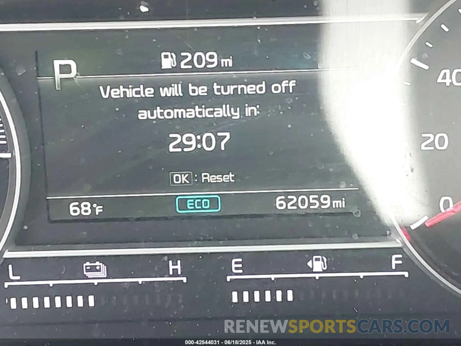 15 Photograph of a damaged car KNDRG4LG0M5036878 KIA SORENTO HYBRID 2021