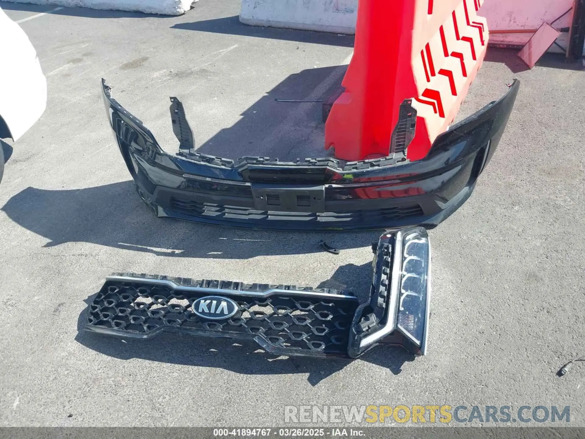 12 Photograph of a damaged car KNDRG4LG5M5049710 KIA SORENTO HYBRID 2021