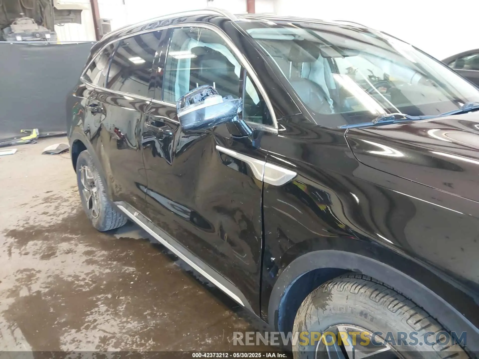 6 Photograph of a damaged car KNDRH4LG3M5018873 KIA SORENTO HYBRID 2021