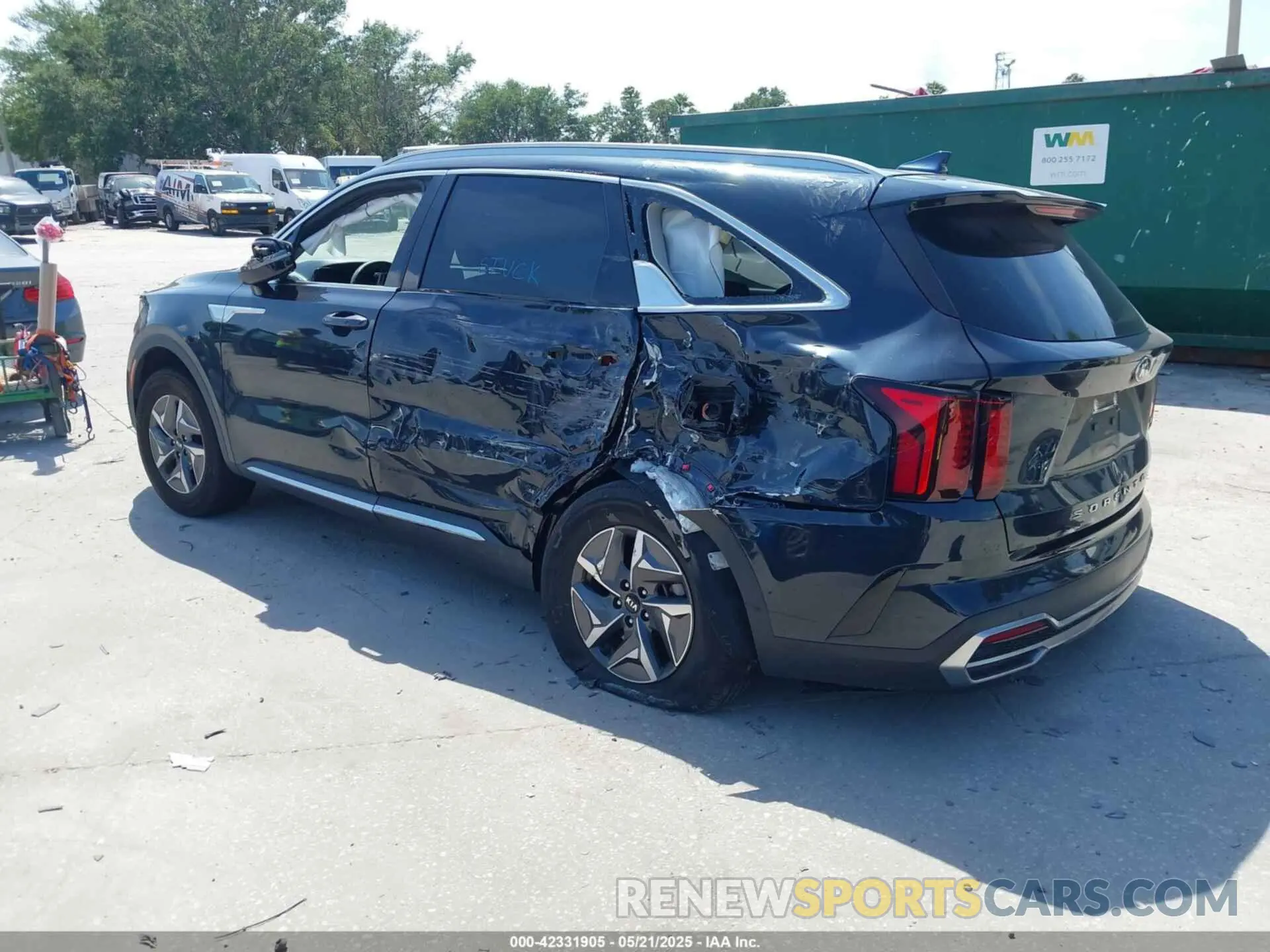 3 Photograph of a damaged car KNDRH4LG3M5024463 KIA SORENTO HYBRID 2021