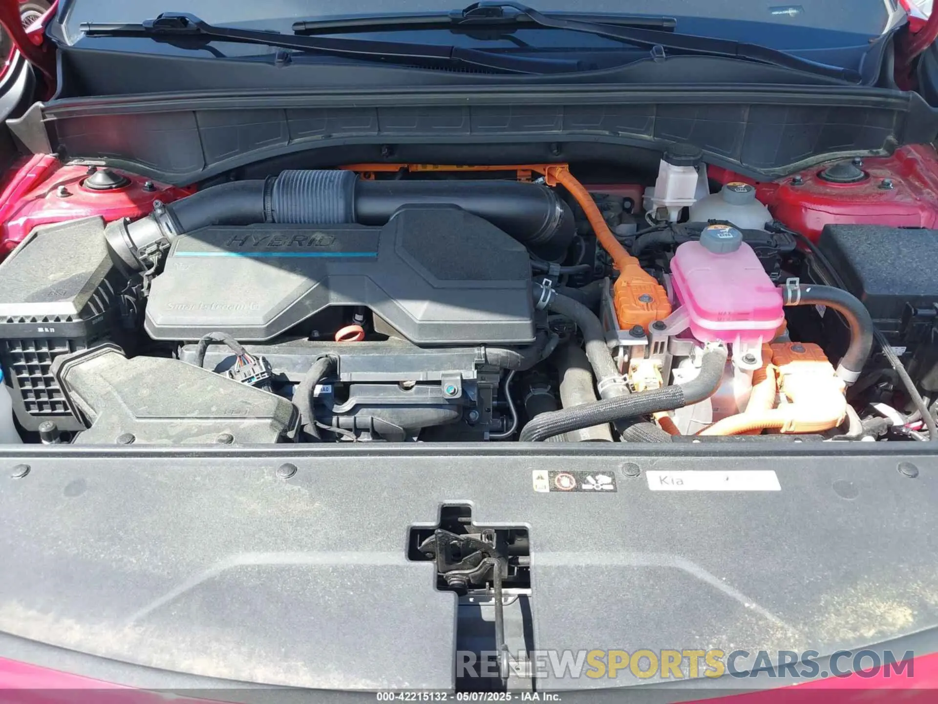 10 Photograph of a damaged car KNDRG4LG0N5113069 KIA SORENTO HYBRID 2022