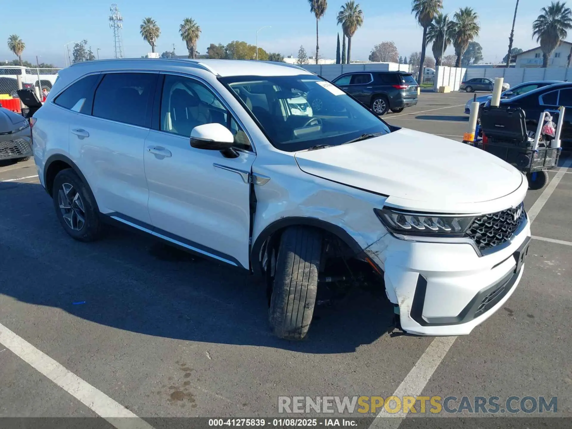 1 Фотография поврежденного автомобиля KNDRG4LG2N5086909 KIA SORENTO HYBRID 2022