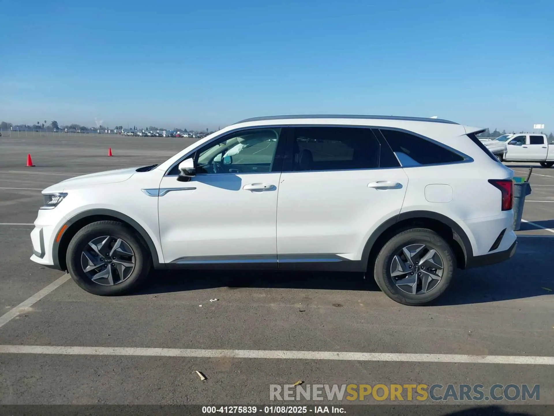14 Фотография поврежденного автомобиля KNDRG4LG2N5086909 KIA SORENTO HYBRID 2022