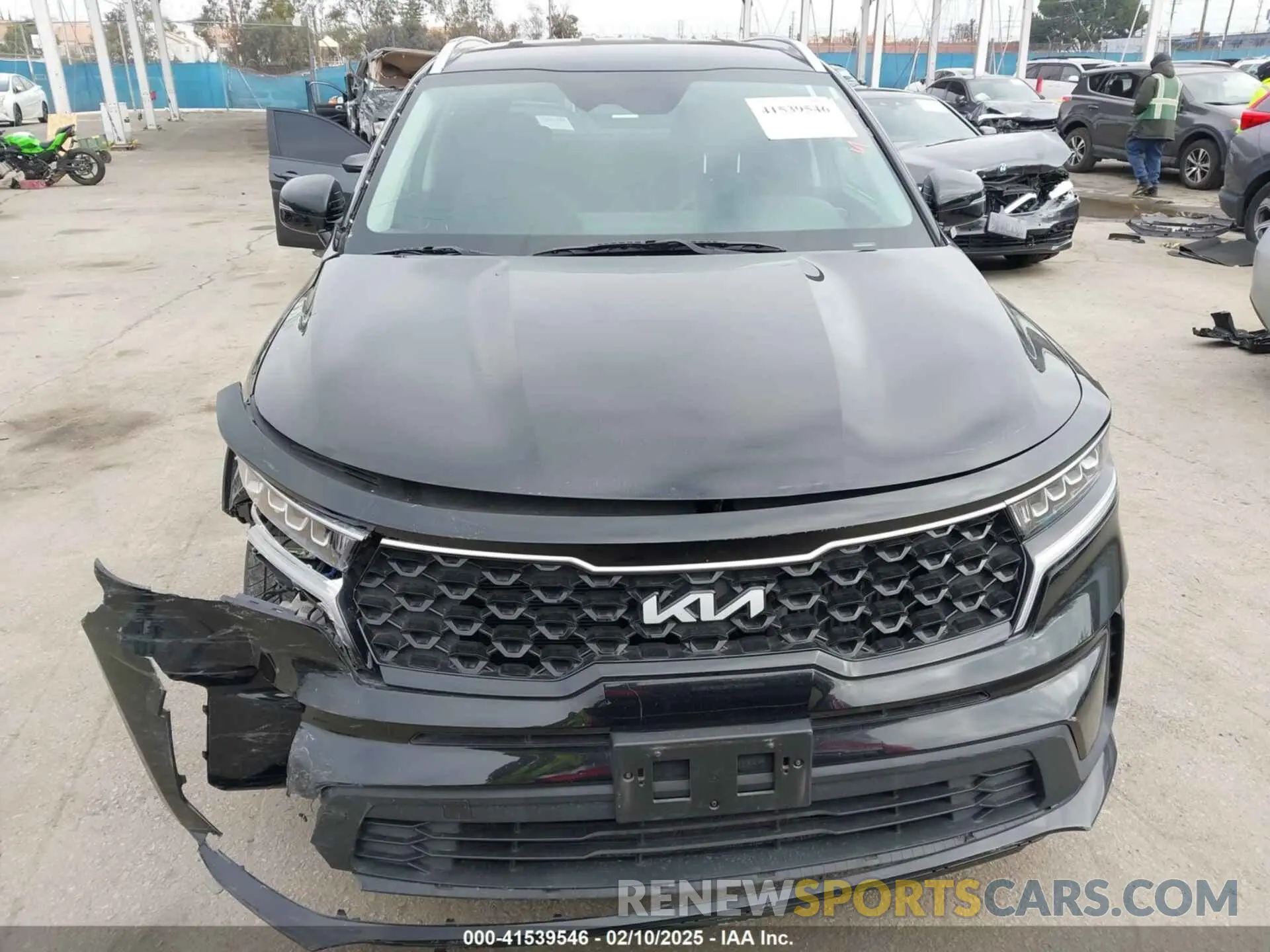 12 Photograph of a damaged car KNDRG4LG5N5086094 KIA SORENTO HYBRID 2022