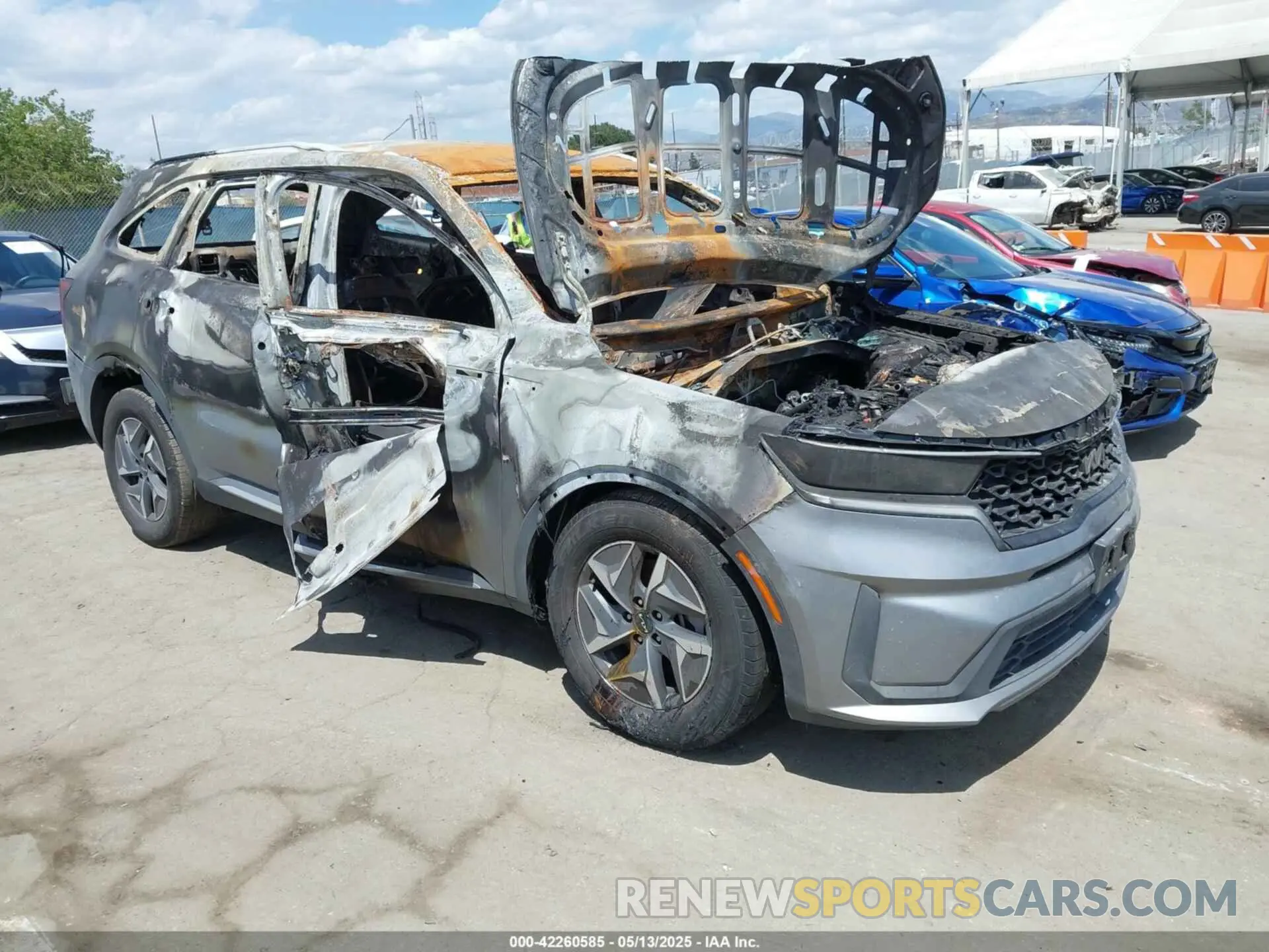 1 Фотография поврежденного автомобиля KNDRG4LGXN5110194 KIA SORENTO HYBRID 2022