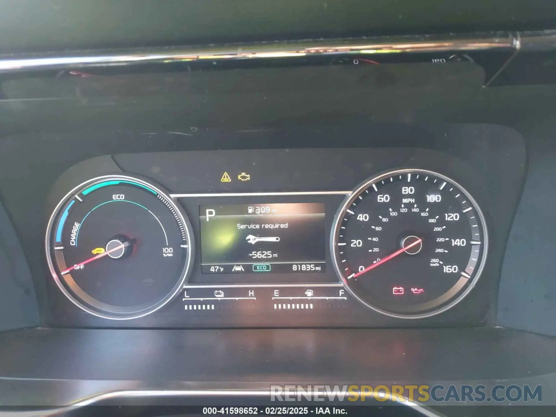 7 Photograph of a damaged car KNDRHDLG9N5096673 KIA SORENTO HYBRID 2022
