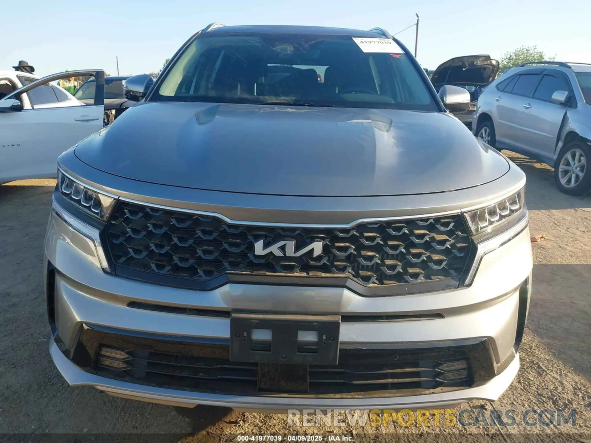 13 Фотография поврежденного автомобиля KNDRH4LG6P5184194 KIA SORENTO HYBRID 2023