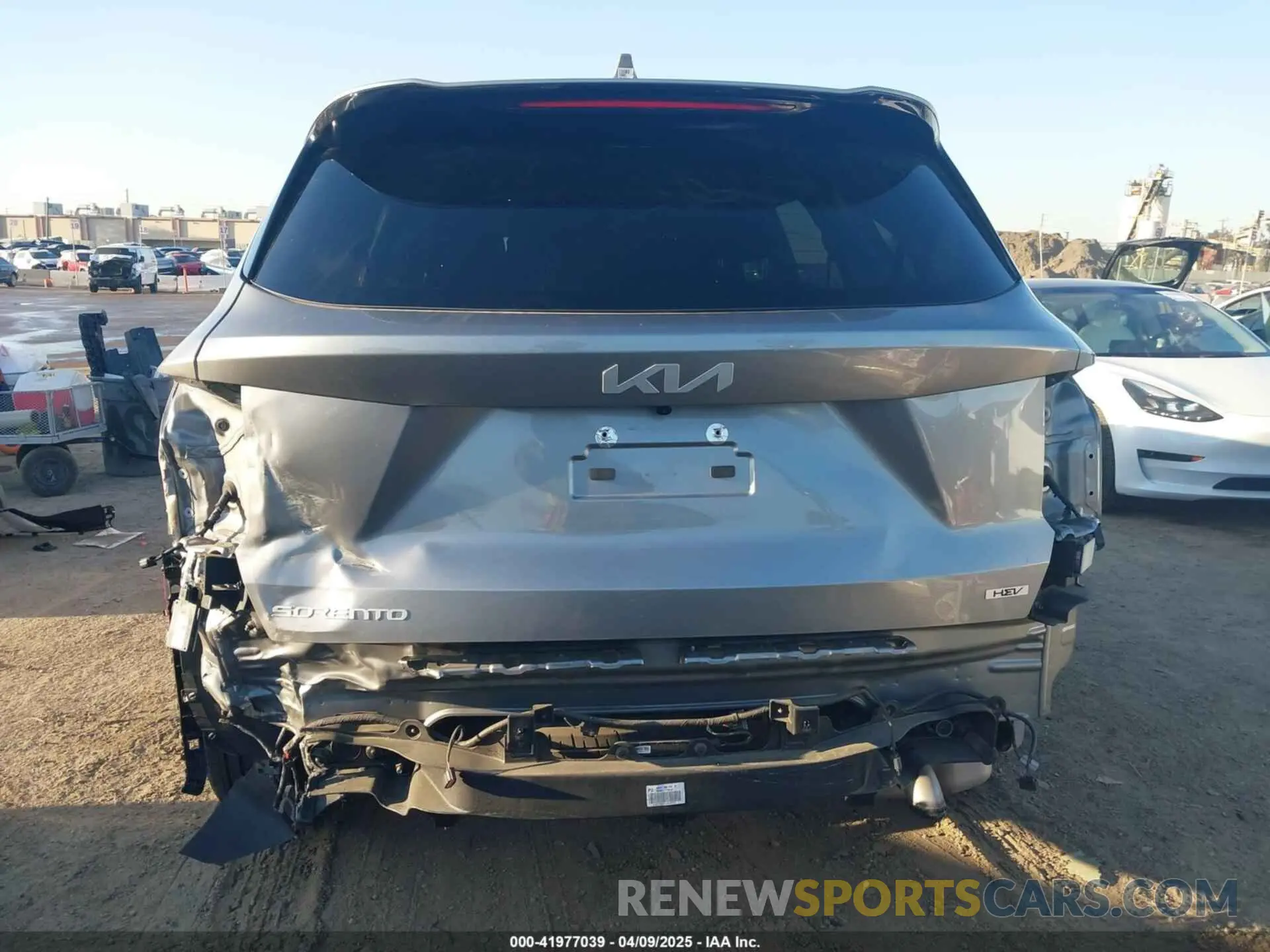 17 Фотография поврежденного автомобиля KNDRH4LG6P5184194 KIA SORENTO HYBRID 2023