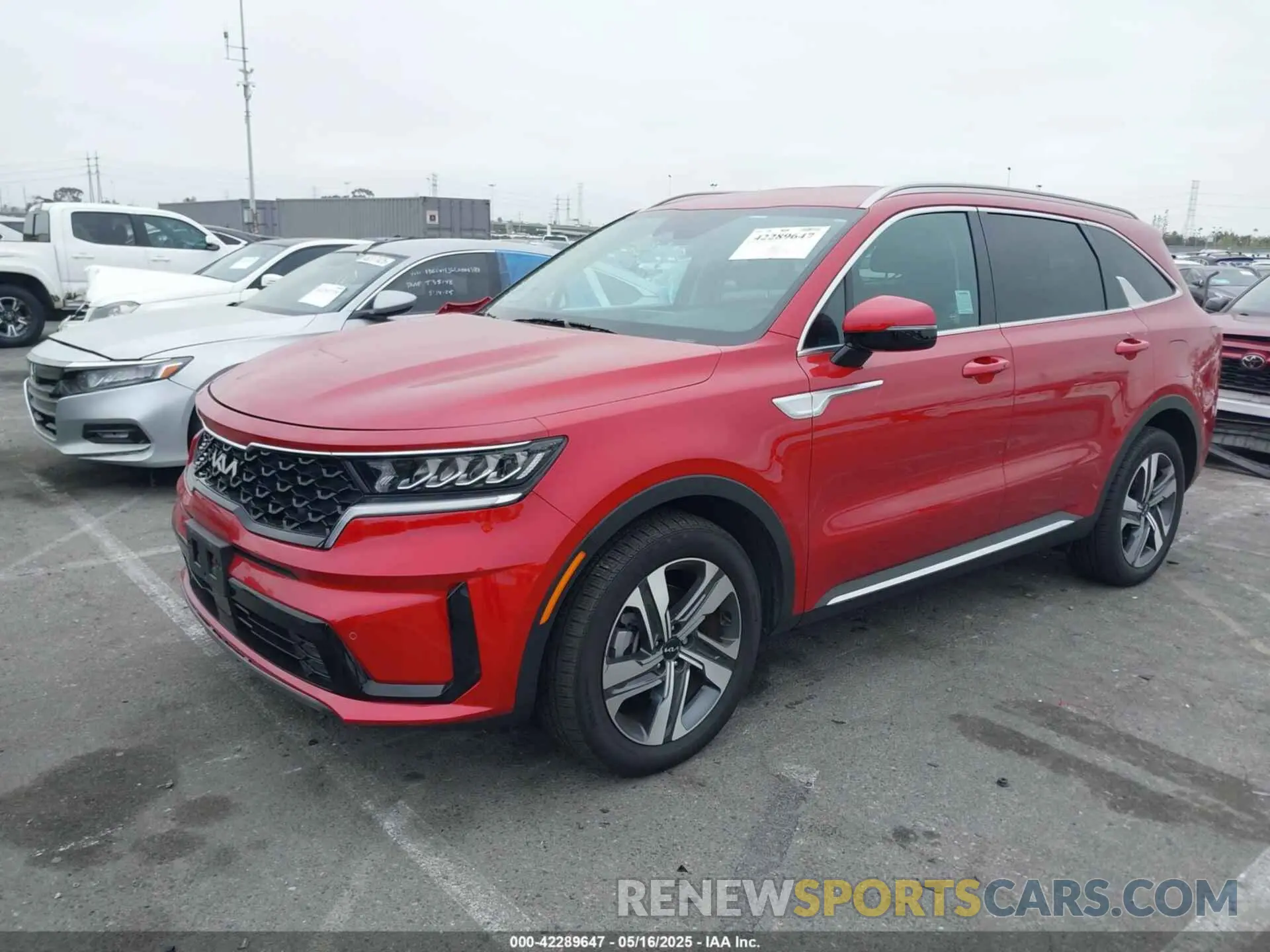 2 Photograph of a damaged car KNDRHDLG1P5201371 KIA SORENTO HYBRID 2023