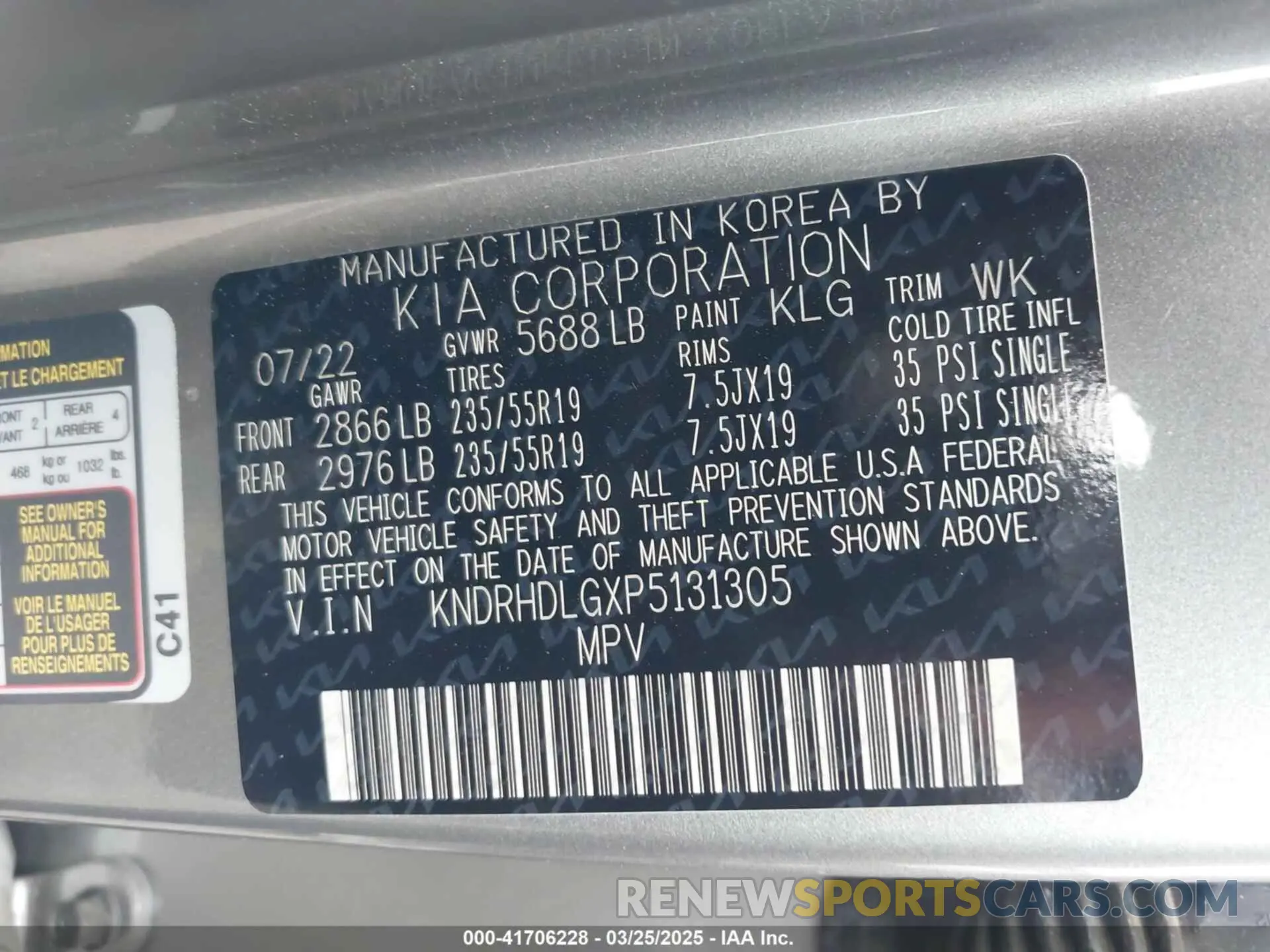 9 Photograph of a damaged car KNDRHDLGXP5131305 KIA SORENTO HYBRID 2023