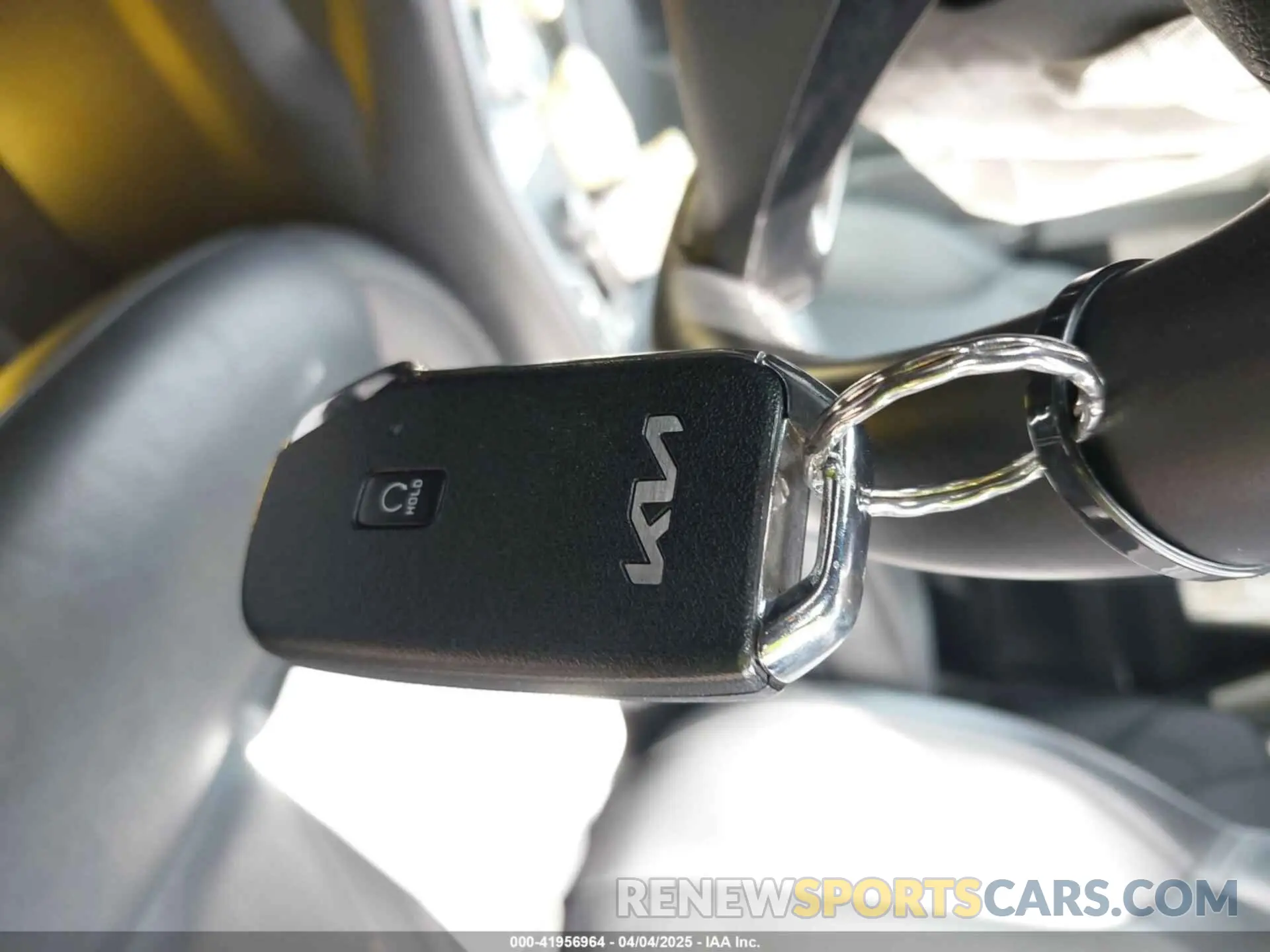 11 Фотография поврежденного автомобиля KNDRHDLGXR5248885 KIA SORENTO HYBRID 2024