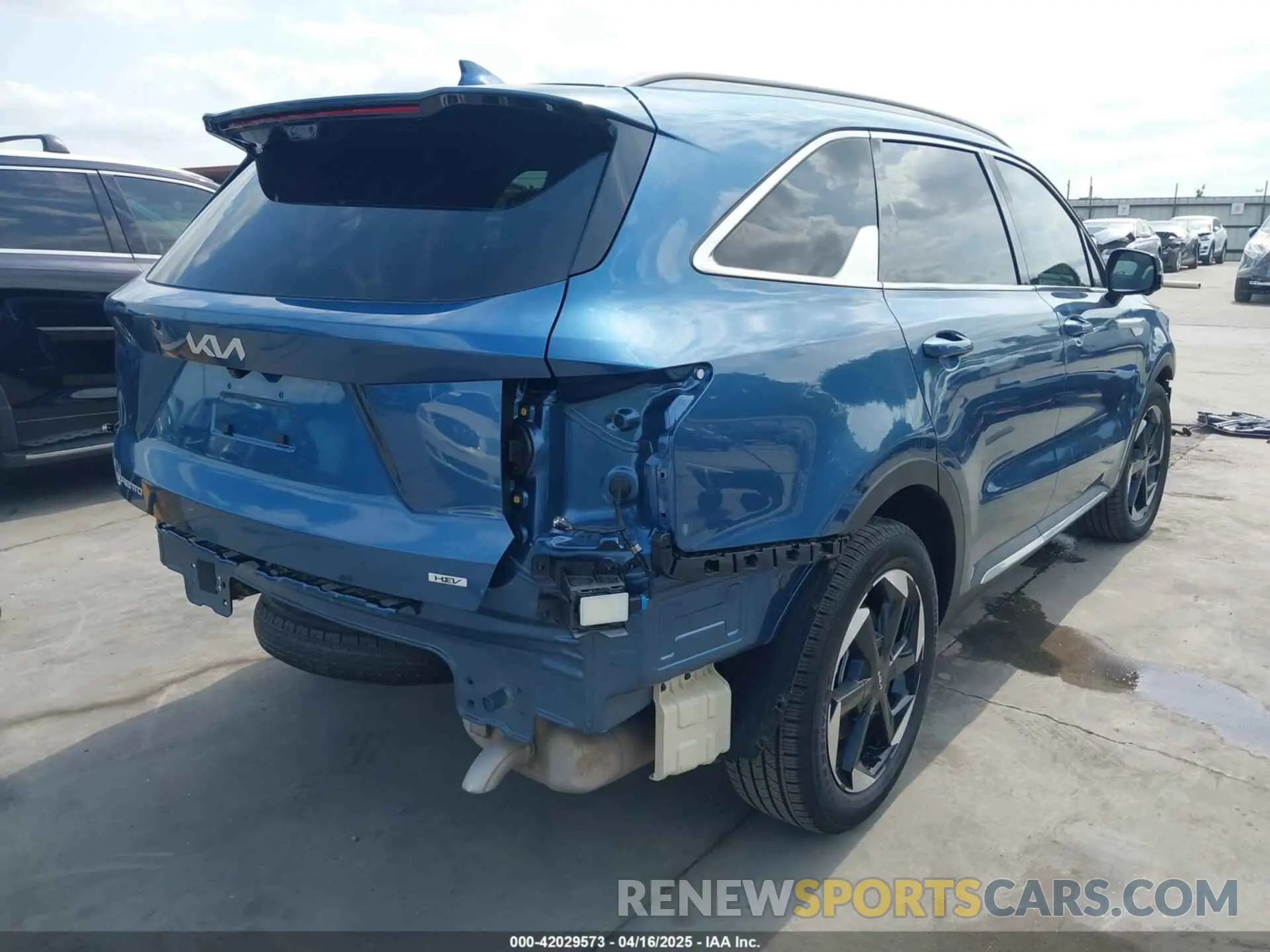 4 Фотография поврежденного автомобиля KNDRKDJG0S5326195 KIA SORENTO HYBRID 2025
