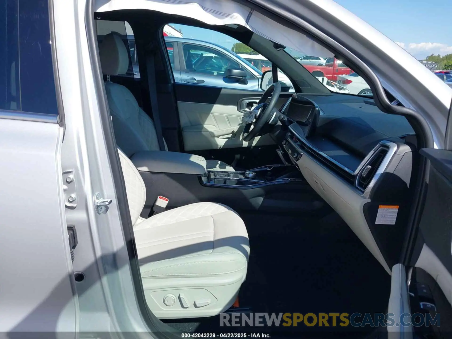 5 Фотография поврежденного автомобиля KNDRKDJGXS5306648 KIA SORENTO HYBRID 2025