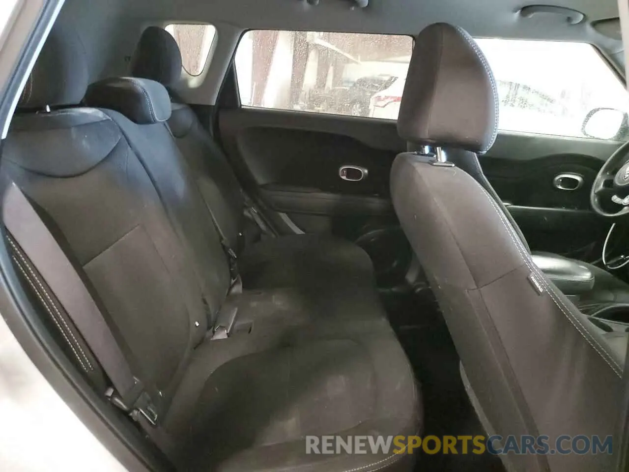 11 Photograph of a damaged car KNDJN2A20K7023449 KIA SOUL 2019