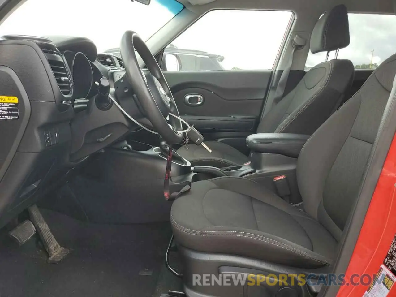 7 Photograph of a damaged car KNDJN2A20K7685192 KIA SOUL 2019