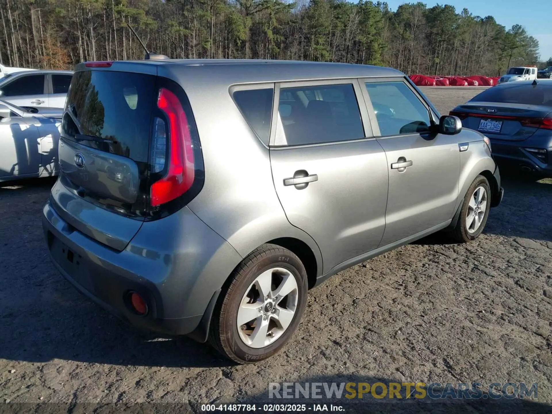 4 Фотография поврежденного автомобиля KNDJN2A22K7007849 KIA SOUL 2019