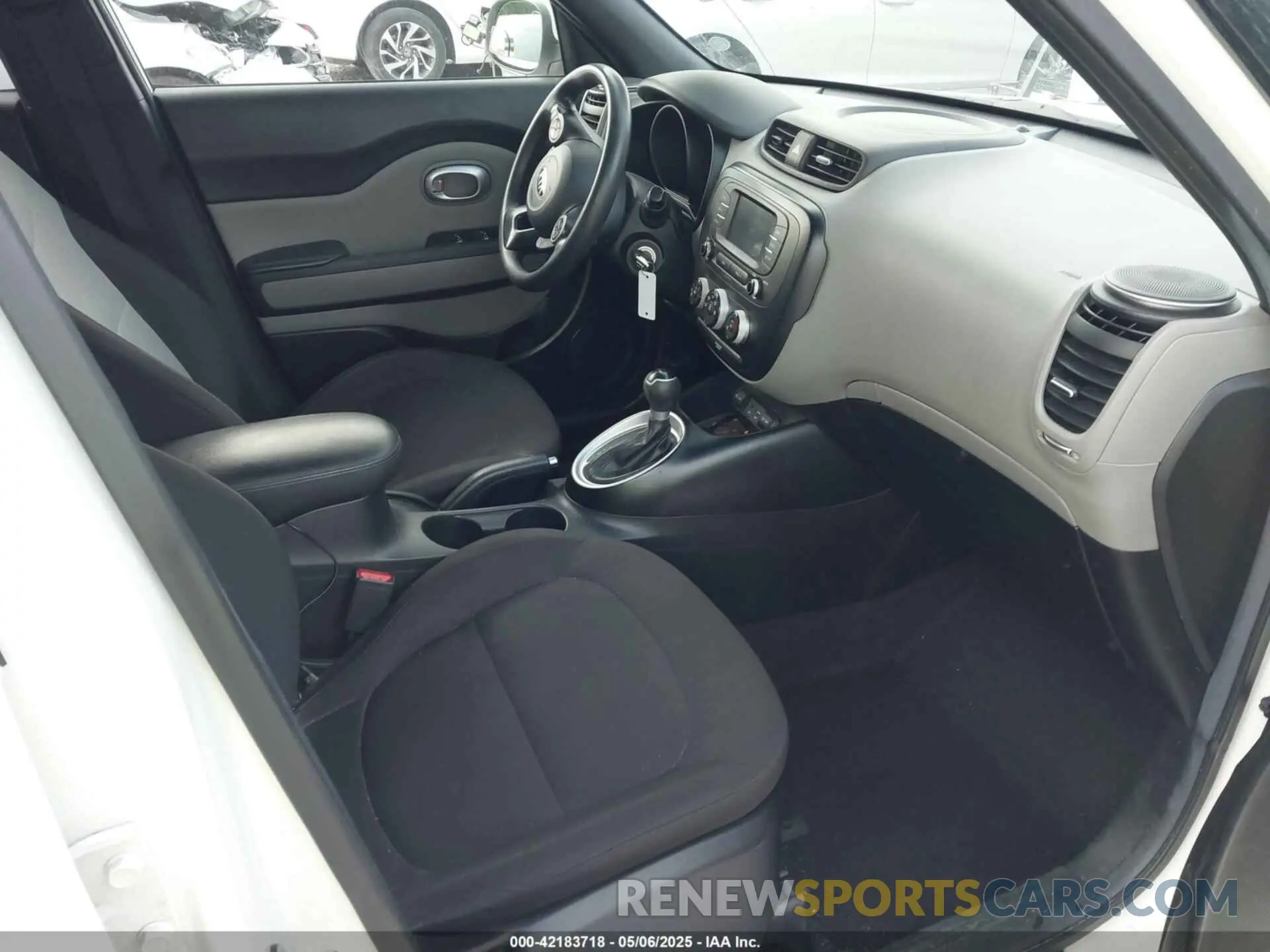 5 Фотография поврежденного автомобиля KNDJN2A22K7022769 KIA SOUL 2019