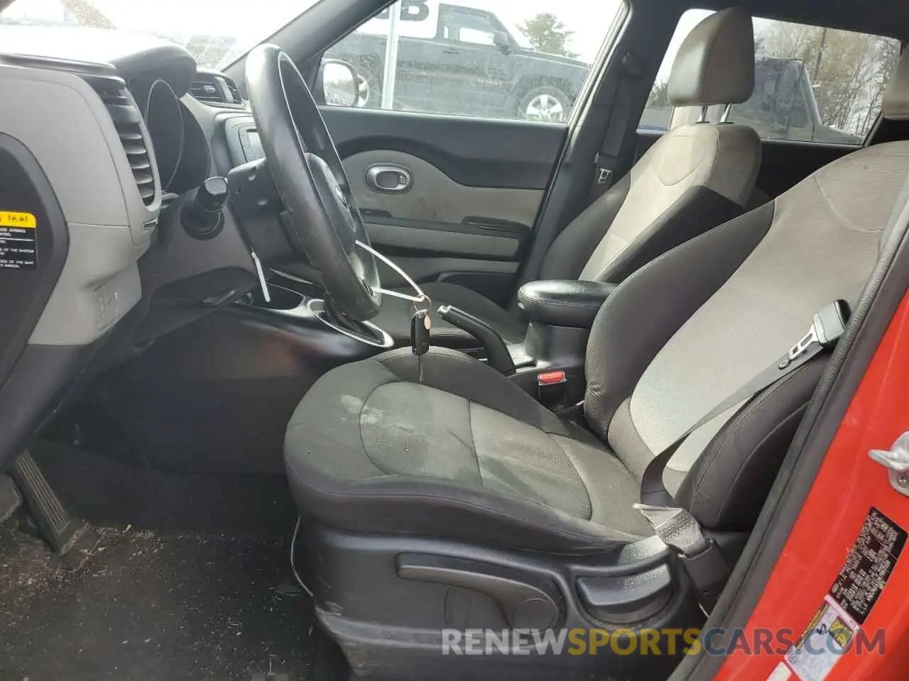 7 Photograph of a damaged car KNDJN2A22K7667339 KIA SOUL 2019