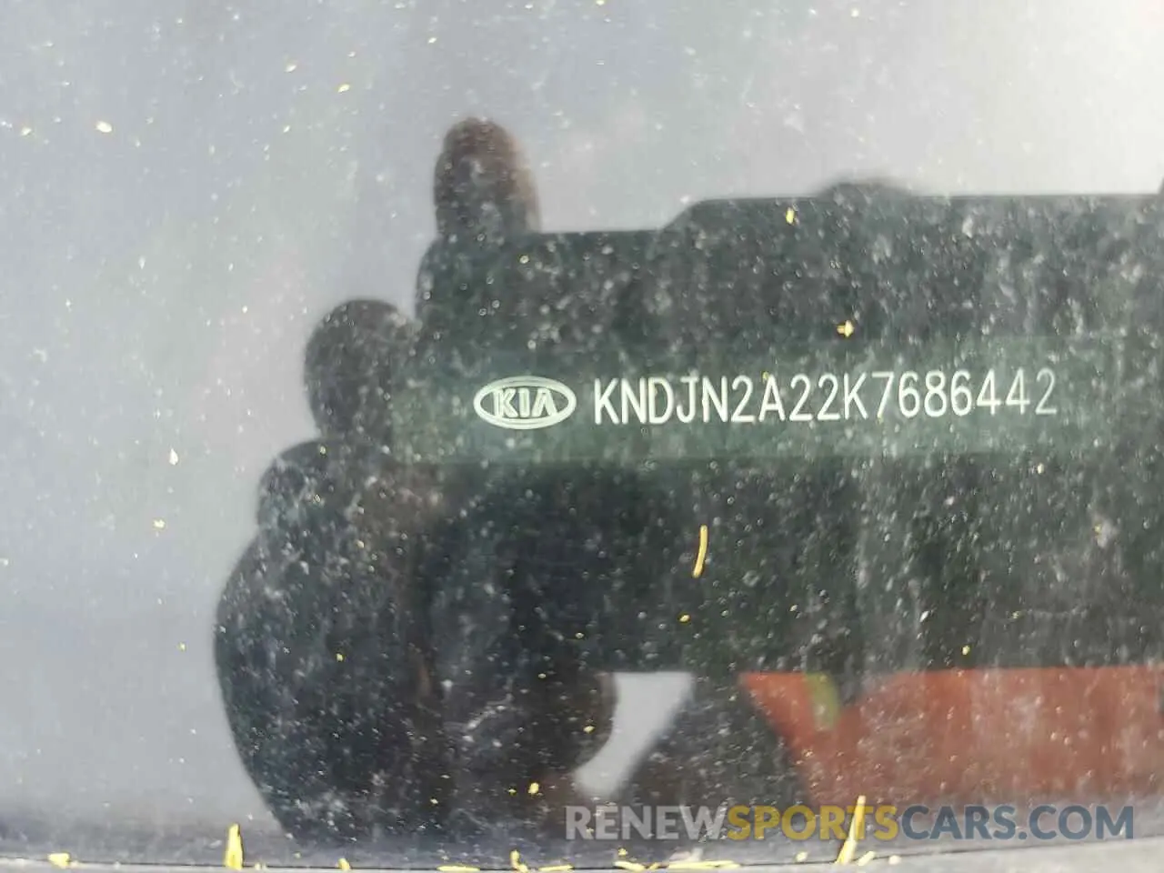 12 Фотография поврежденного автомобиля KNDJN2A22K7686442 KIA SOUL 2019