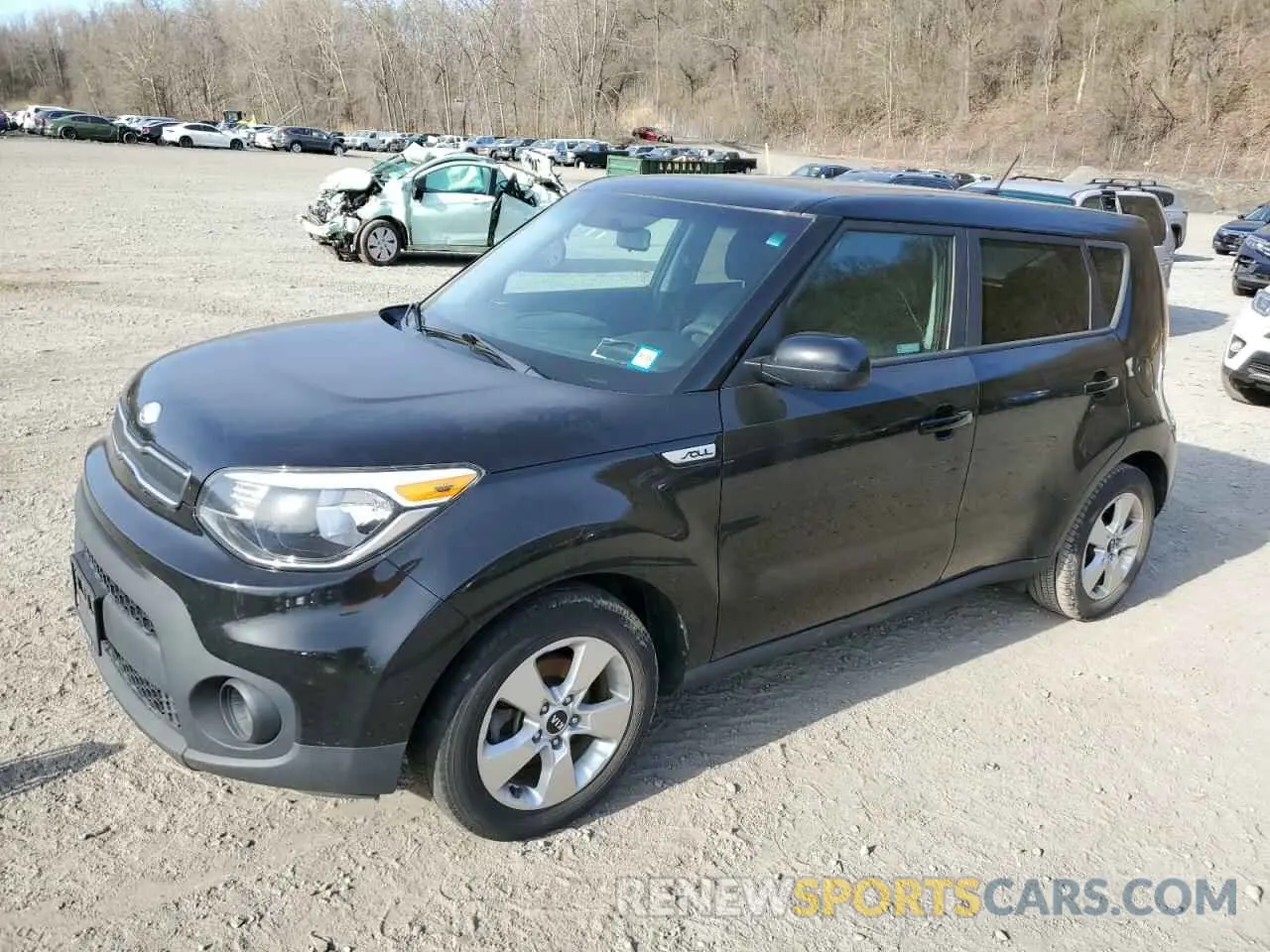 1 Photograph of a damaged car KNDJN2A22K7917226 KIA SOUL 2019