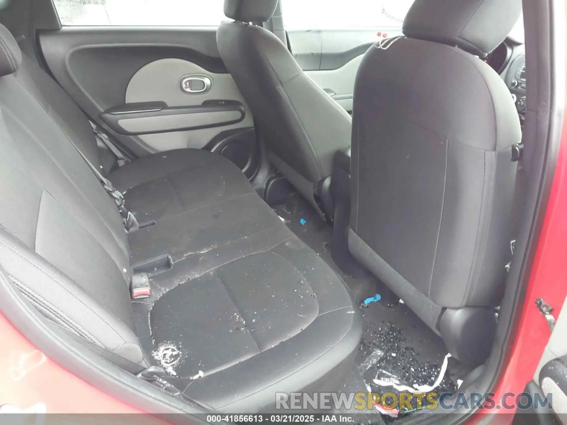 8 Photograph of a damaged car KNDJN2A23K7001784 KIA SOUL 2019