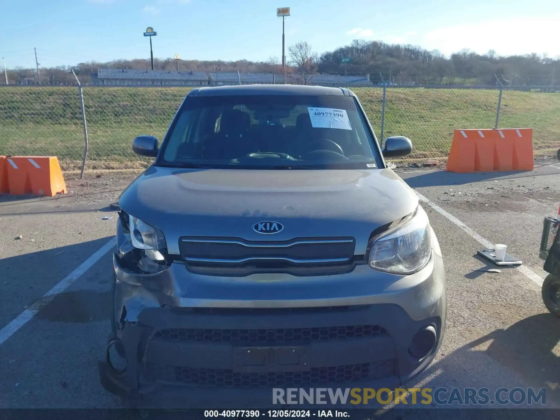 13 Фотография поврежденного автомобиля KNDJN2A23K7015460 KIA SOUL 2019