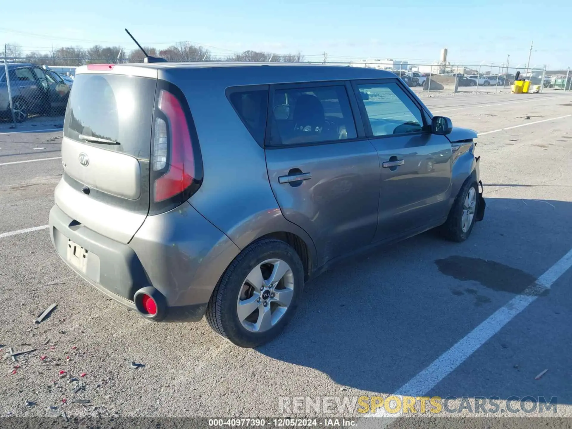 4 Фотография поврежденного автомобиля KNDJN2A23K7015460 KIA SOUL 2019