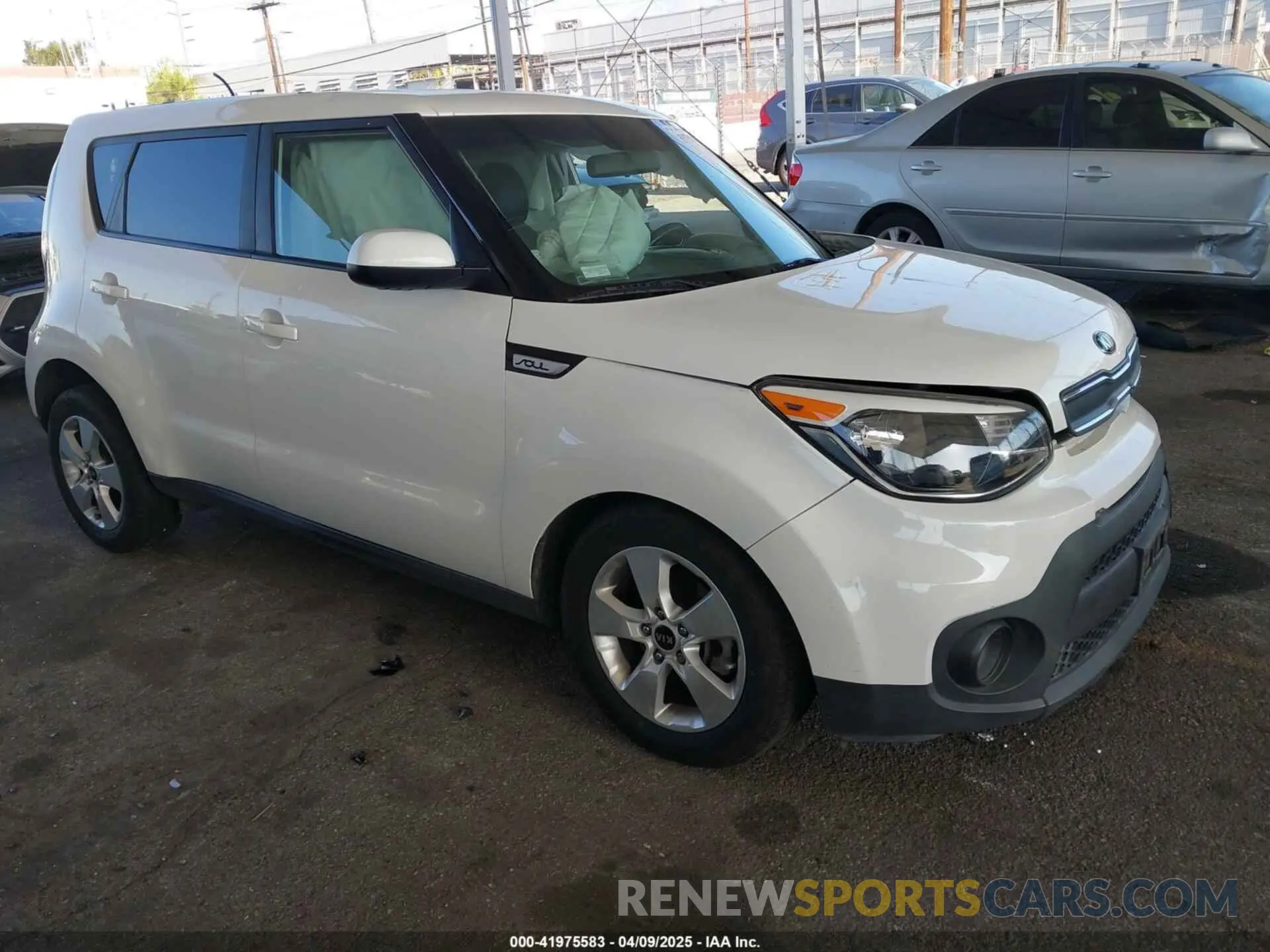 1 Photograph of a damaged car KNDJN2A23K7019489 KIA SOUL 2019