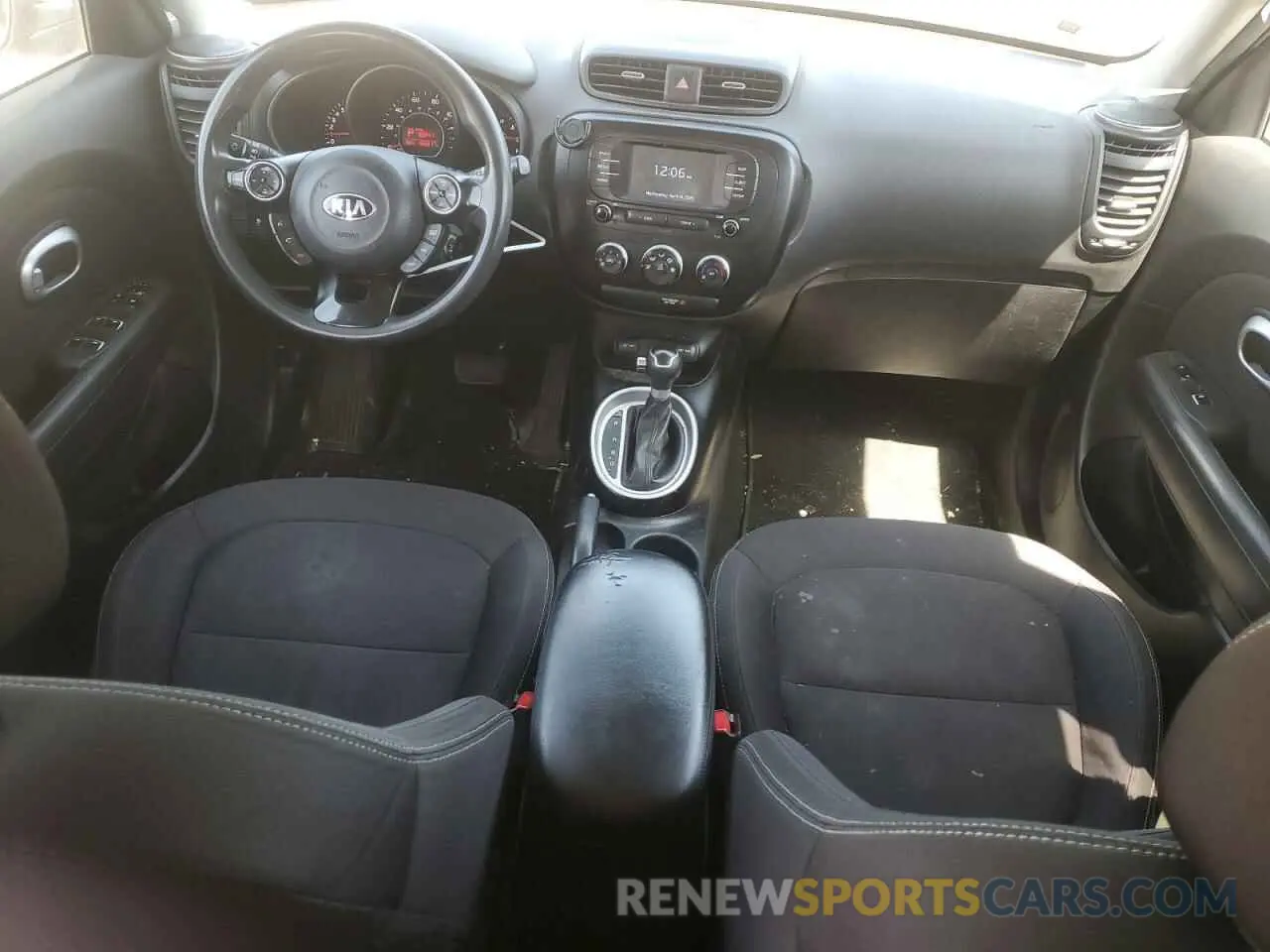 8 Фотография поврежденного автомобиля KNDJN2A23K7654650 KIA SOUL 2019