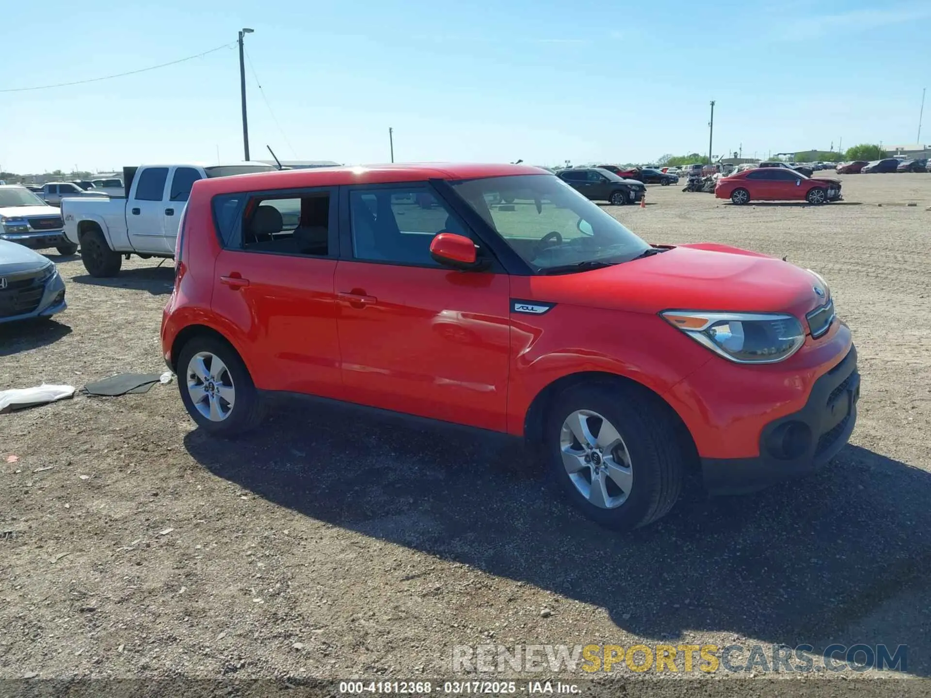 1 Photograph of a damaged car KNDJN2A23K7661999 KIA SOUL 2019