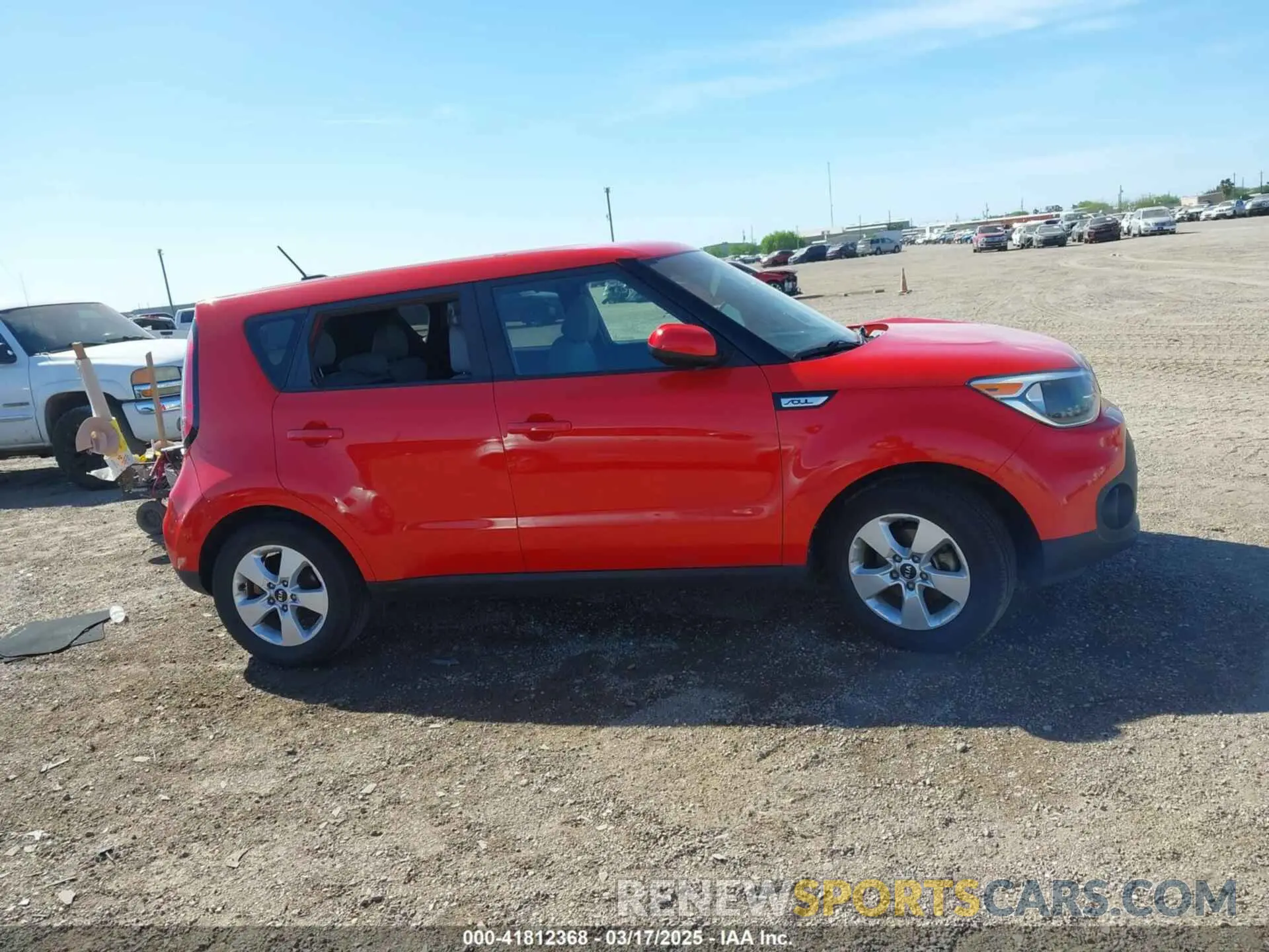 13 Photograph of a damaged car KNDJN2A23K7661999 KIA SOUL 2019