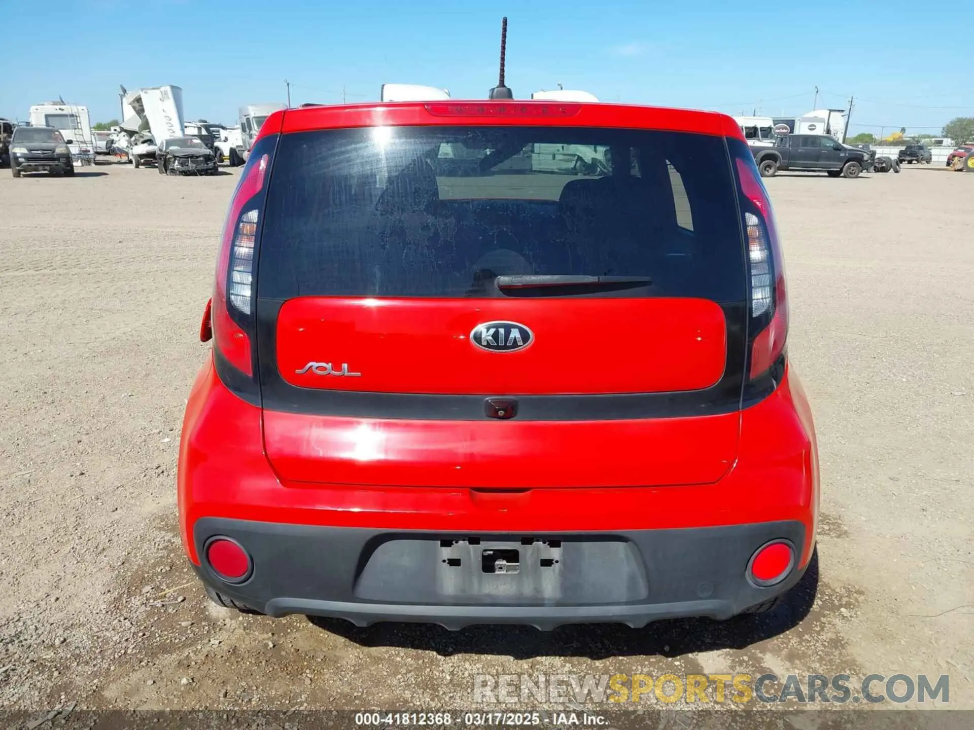 16 Photograph of a damaged car KNDJN2A23K7661999 KIA SOUL 2019