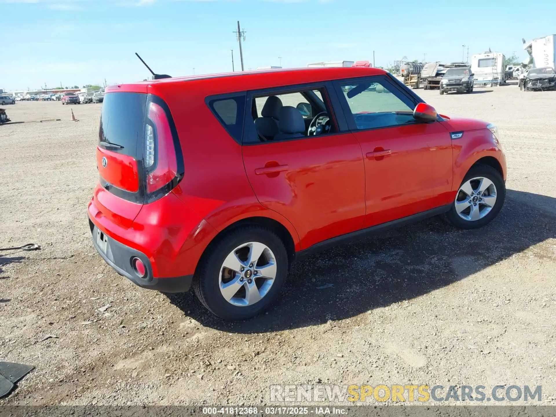 4 Photograph of a damaged car KNDJN2A23K7661999 KIA SOUL 2019