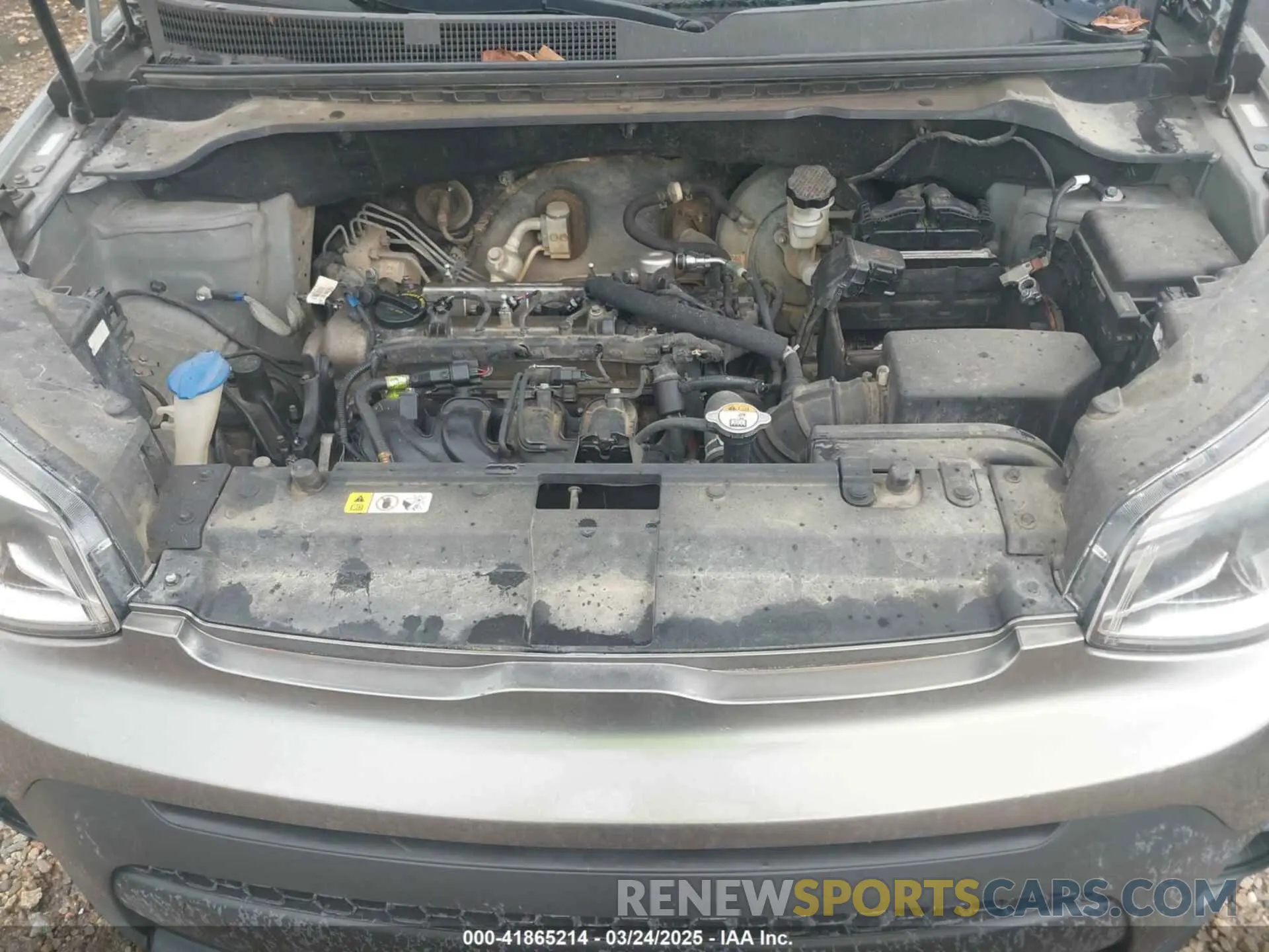10 Photograph of a damaged car KNDJN2A23K7671352 KIA SOUL 2019