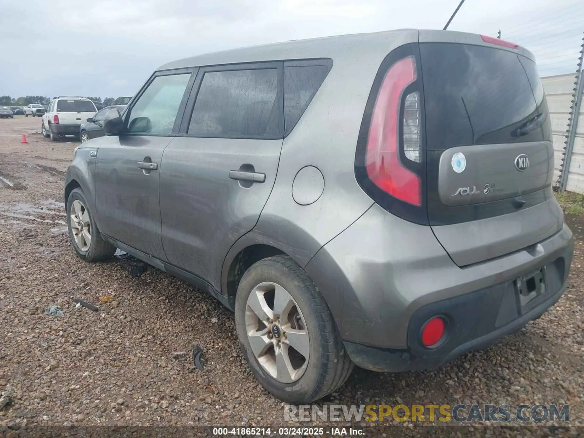 3 Photograph of a damaged car KNDJN2A23K7671352 KIA SOUL 2019