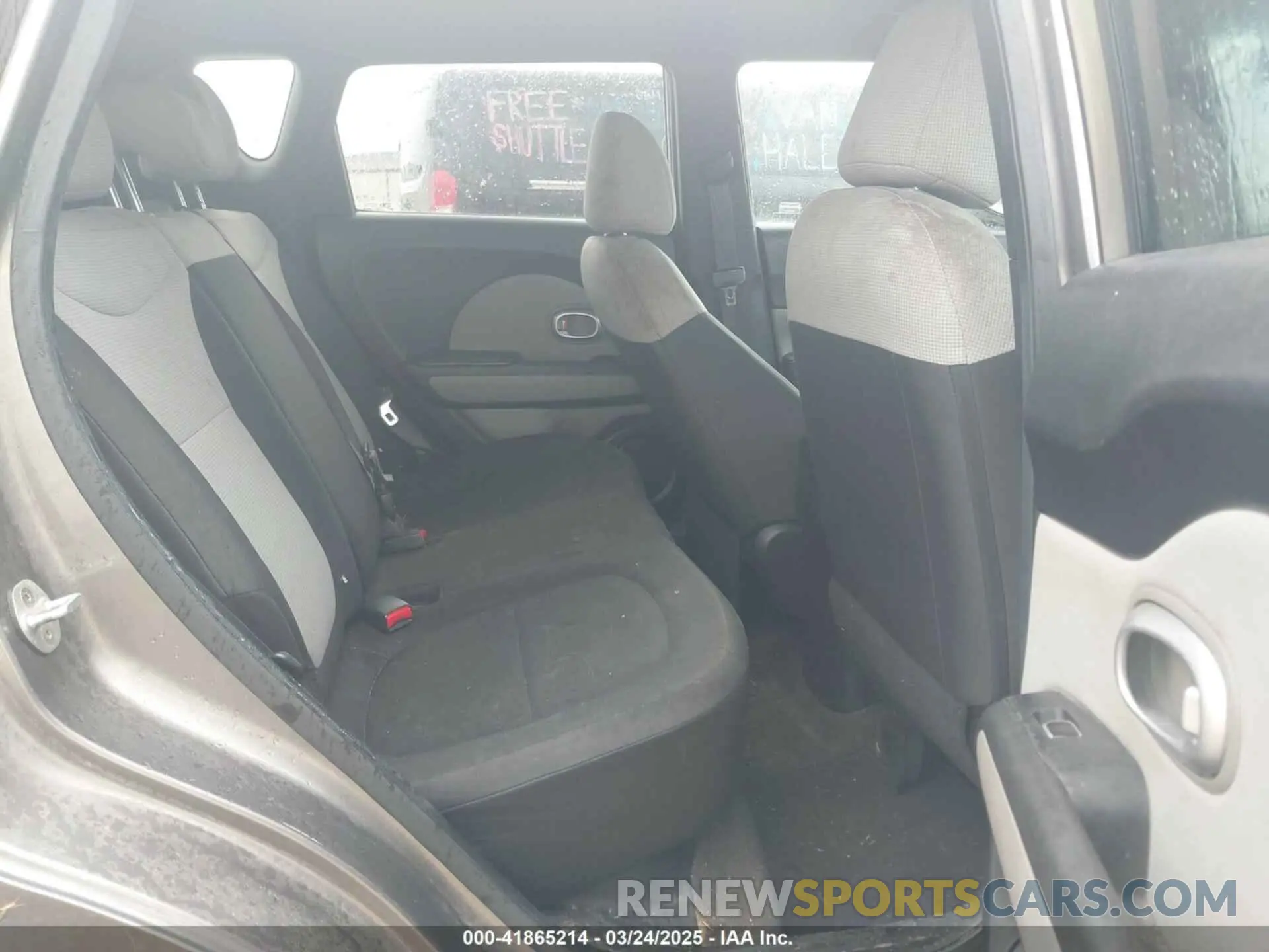 8 Photograph of a damaged car KNDJN2A23K7671352 KIA SOUL 2019