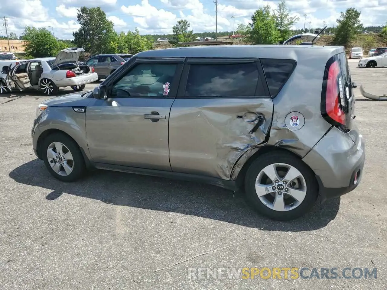 2 Фотография поврежденного автомобиля KNDJN2A23K7687633 KIA SOUL 2019