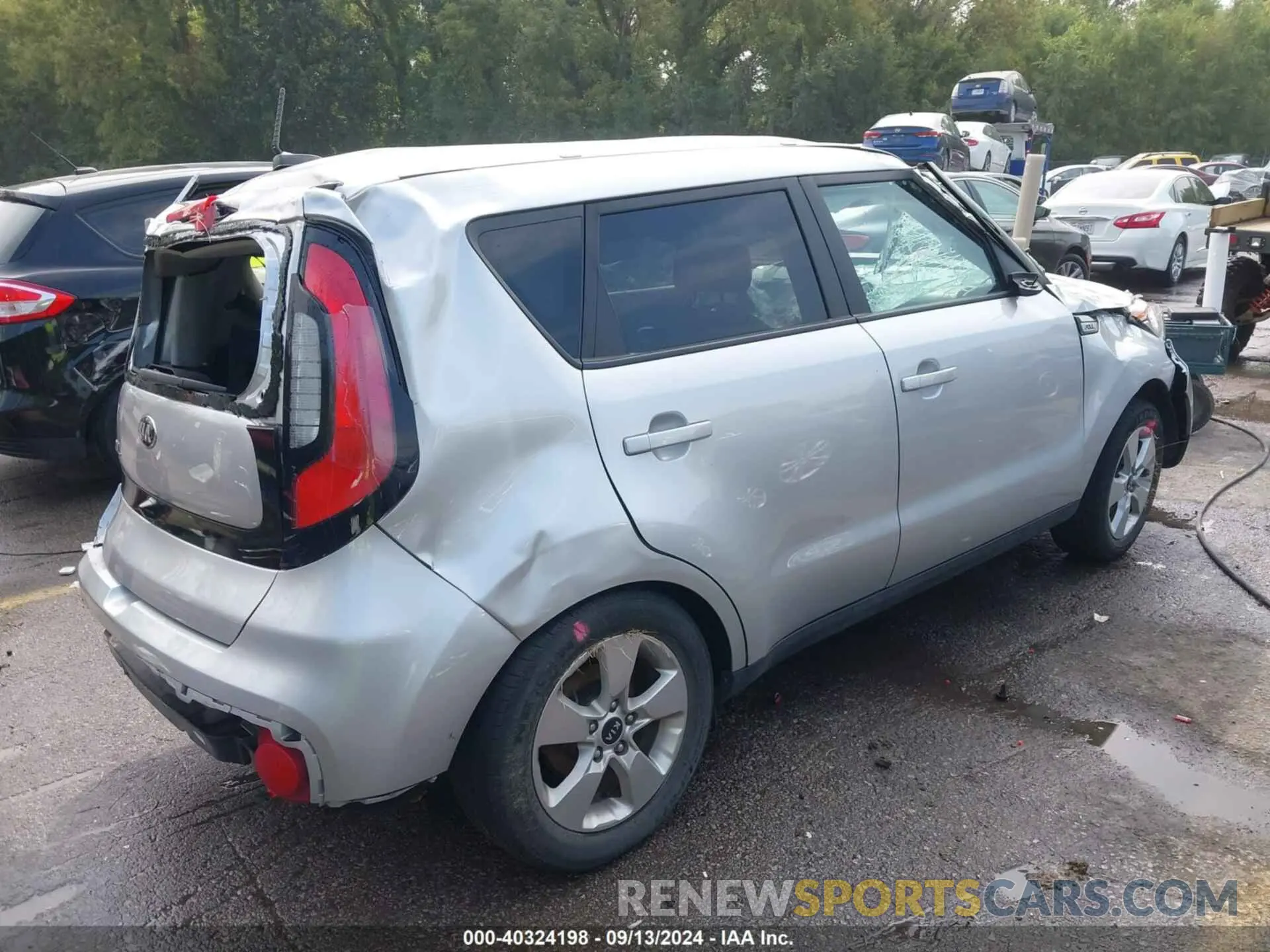 4 Photograph of a damaged car KNDJN2A24K7018268 KIA SOUL 2019