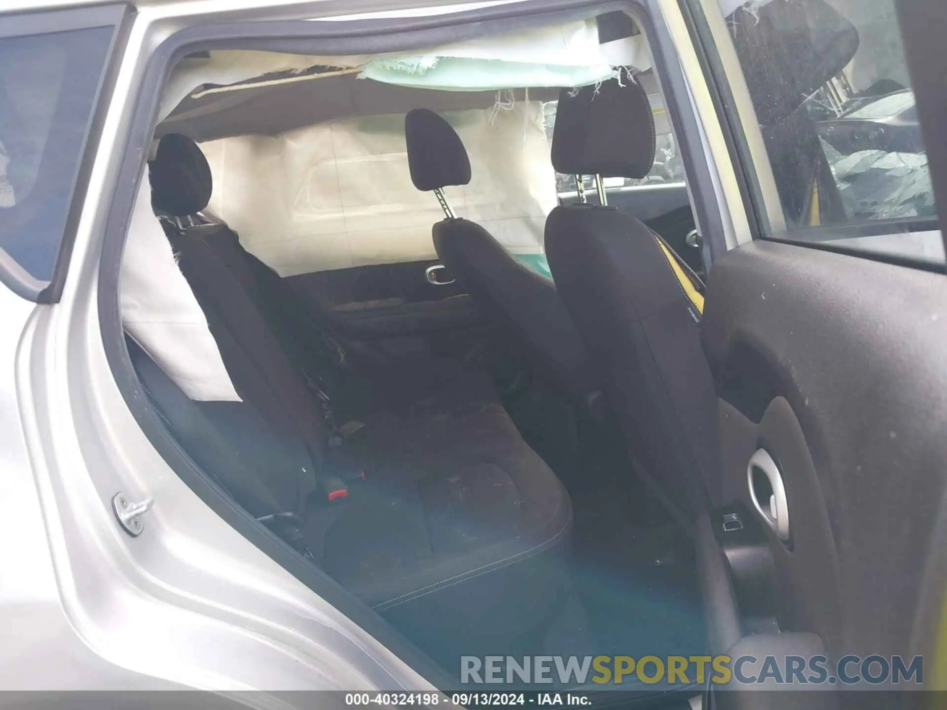 8 Photograph of a damaged car KNDJN2A24K7018268 KIA SOUL 2019