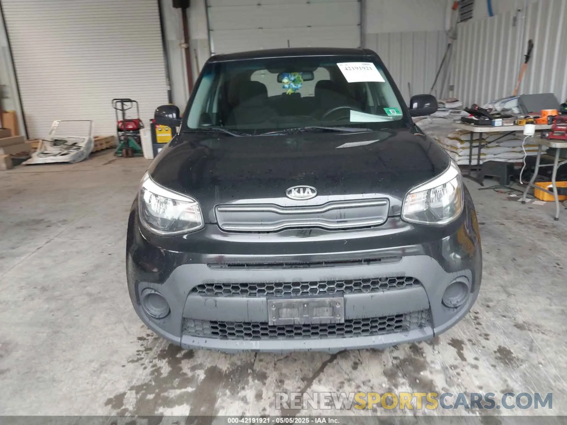 12 Photograph of a damaged car KNDJN2A24K7667973 KIA SOUL 2019