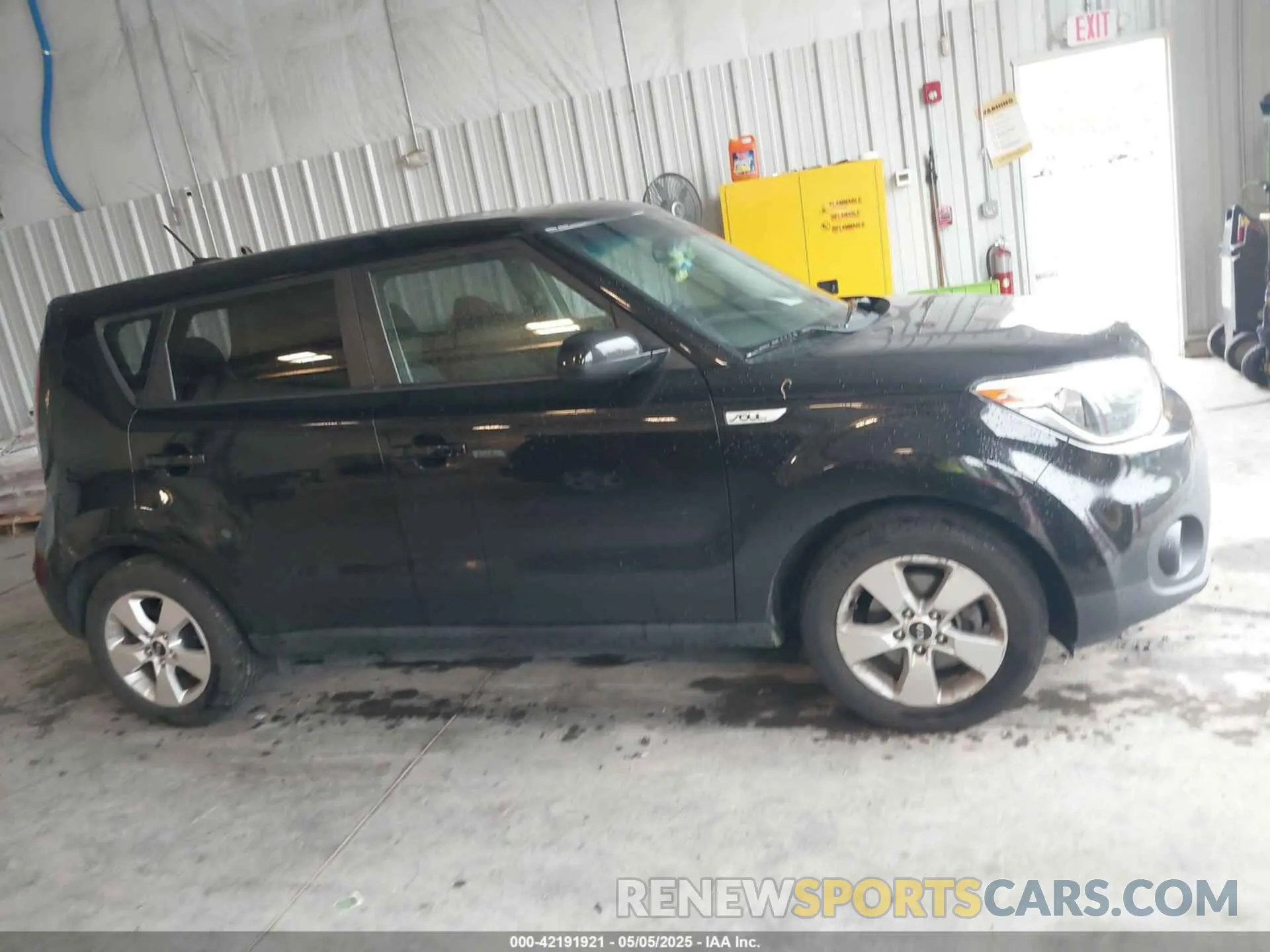 13 Photograph of a damaged car KNDJN2A24K7667973 KIA SOUL 2019