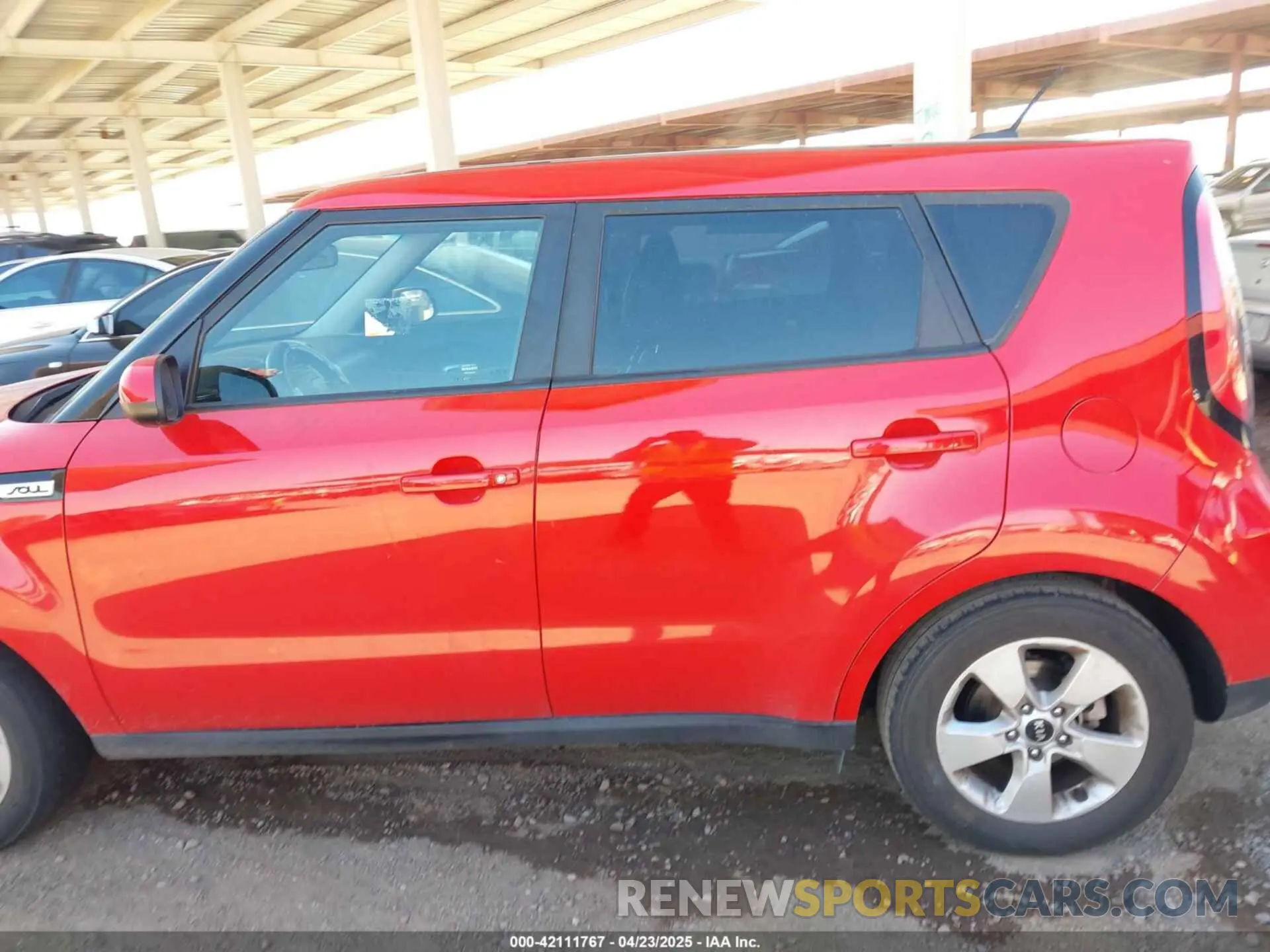 13 Photograph of a damaged car KNDJN2A24K7677810 KIA SOUL 2019