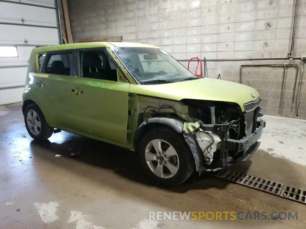 4 Photograph of a damaged car KNDJN2A24K7914067 KIA SOUL 2019